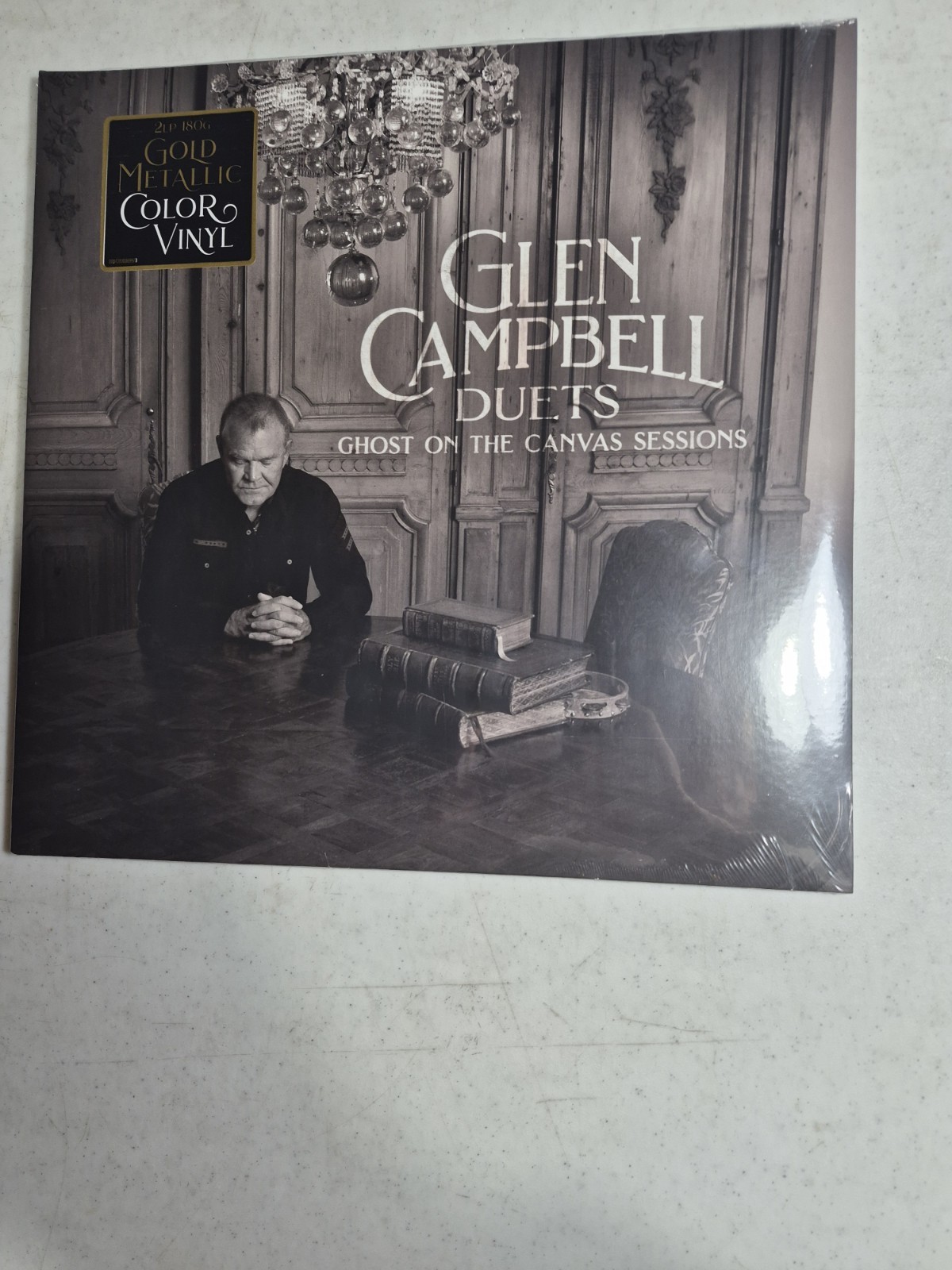 Glen Campbell Duets: Ghost on the Canvas Sessions (Gold Metallic Vinyl 2xLP) Glen Campbell Duets: Ghost on the Canvas Sessions (Gold Metallic Vinyl 2xLP)