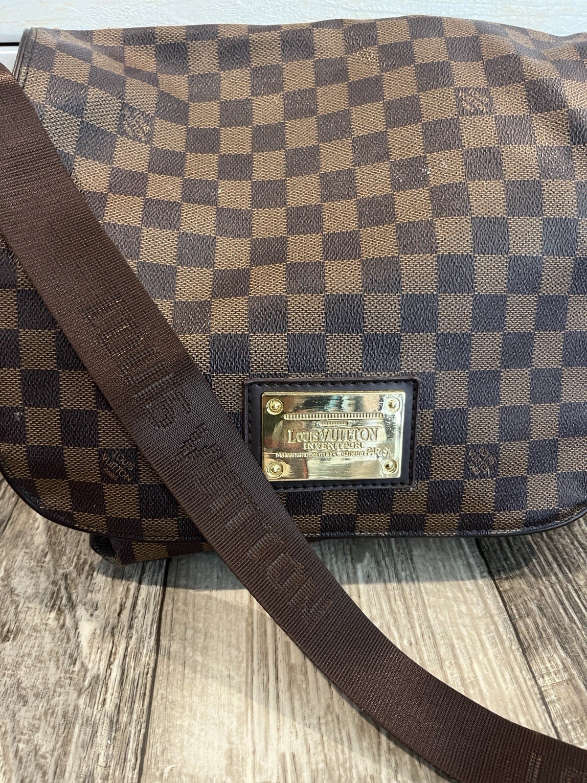 Louis Vuitton Damier Canvas Flap Messenger Crossbody Bag For Women Louis Vuitton Damier Canvas Flap Messenger Crossbody Bag For Women