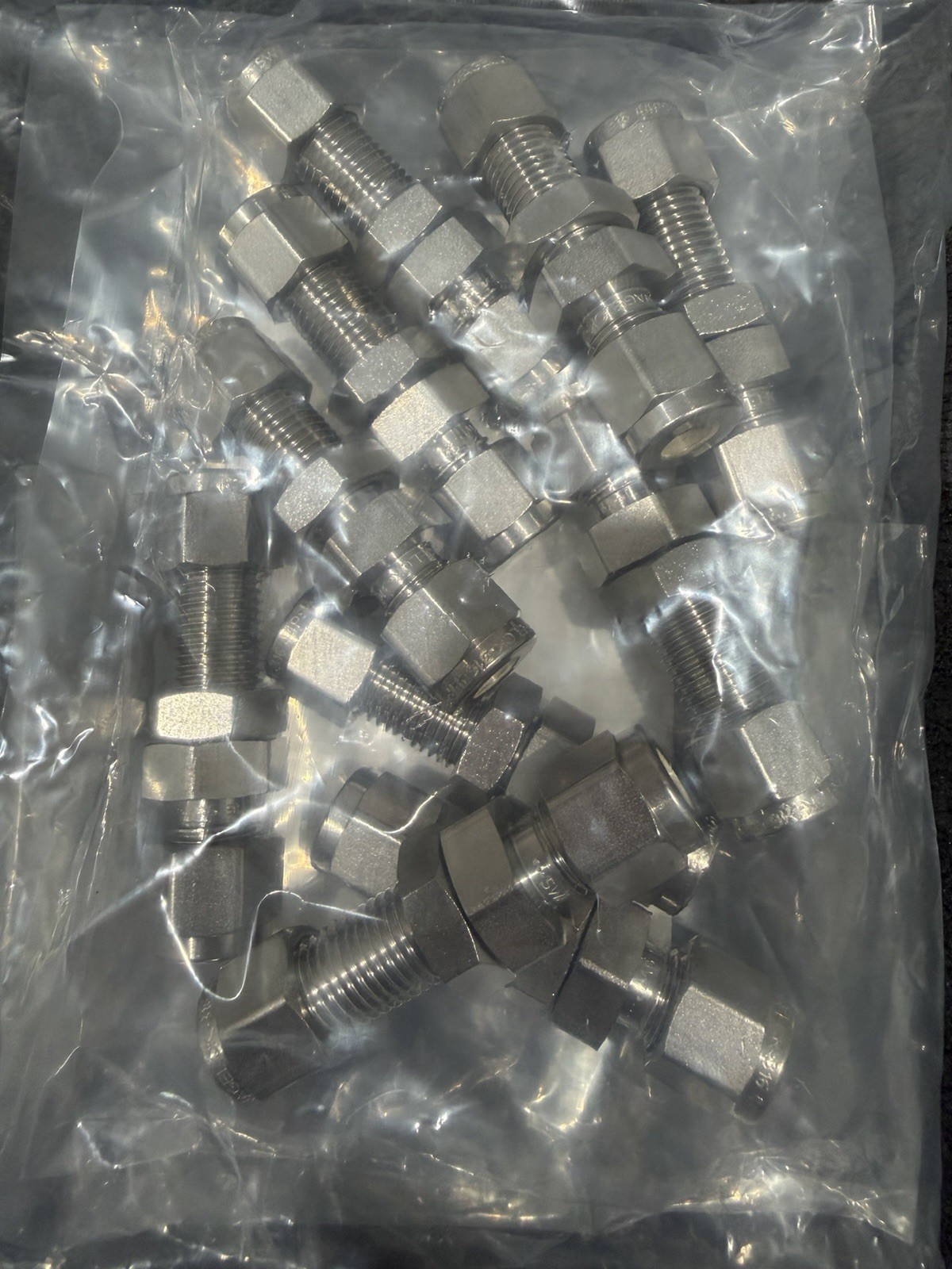 Swagelok SS -400-61 Tube Fitting, Bulkhead Union, 1/4 in. Tube OD ( Lot Of 10)