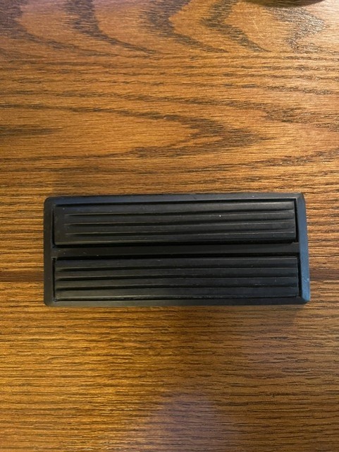 NOS MOPAR 1980 - 89 CHRYSLER CORDOBA IMPERIAL MIRADA DIPLOMAT FURY B PAD 4019660