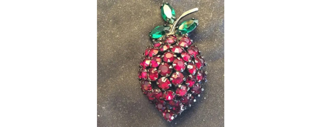 Vintage 1950's Warner Strawberry Brooch Stunning