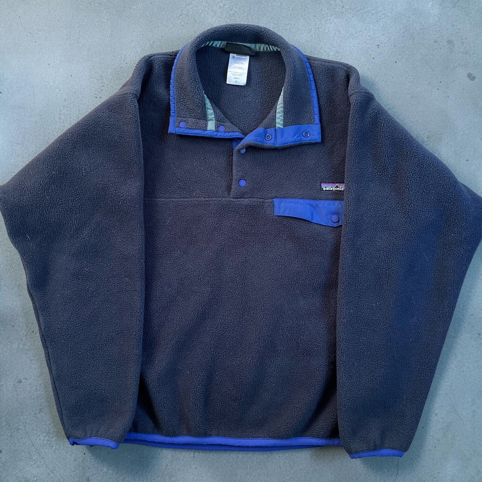 Patagonia Synchilla Snap-T Fleece Pullover Mens Small Navy Blue Blue Trim Patagonia Synchilla Snap-T Fleece Pullover Mens Small Navy Blue Blue Trim