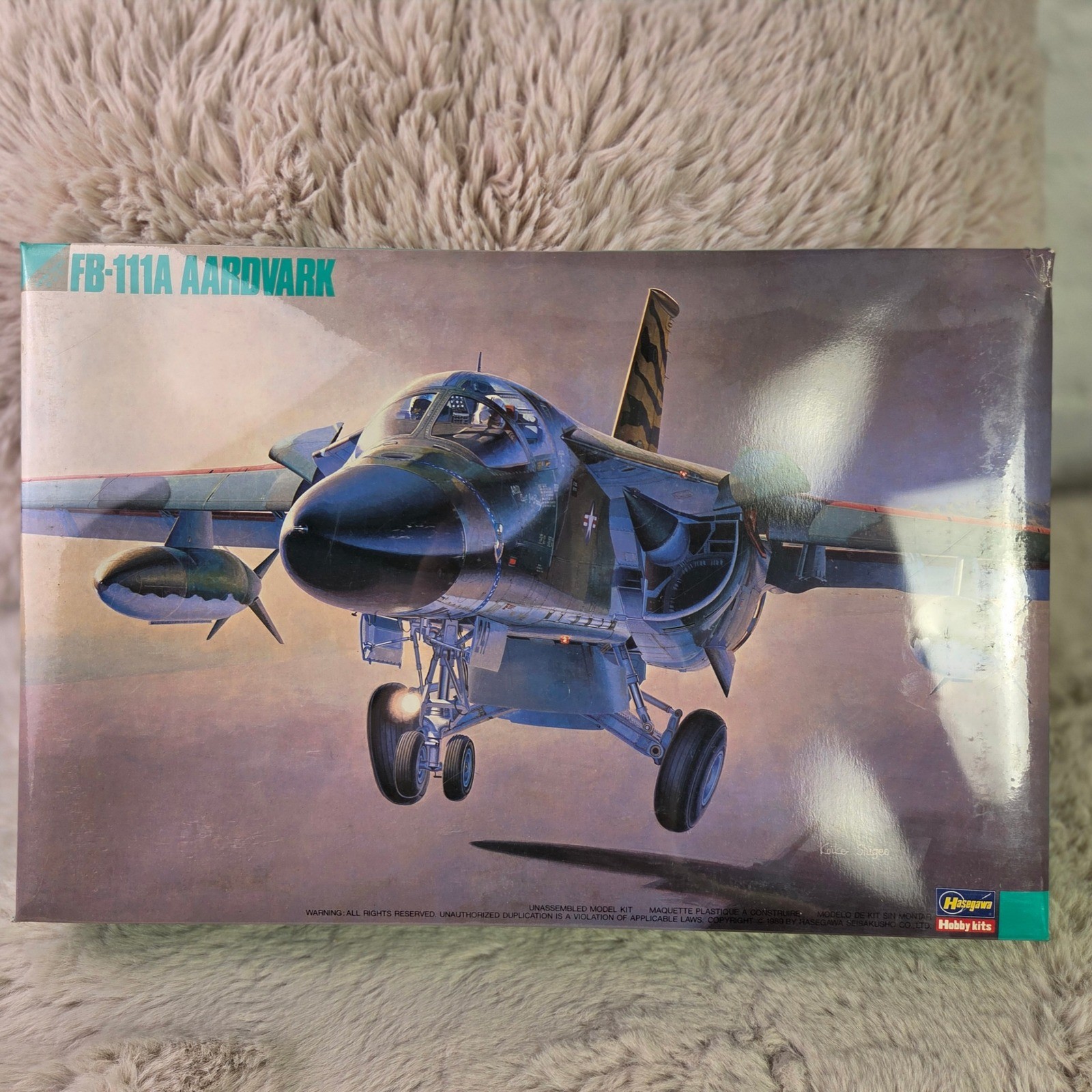 Hasegawa 1:72 FB-111A Aardvark SAC USAF Bomber Model Kit K35 04035 Sealed Hasegawa 1:72 FB-111A Aardvark SAC USAF Bomber Model Kit K35 04035 Sealed