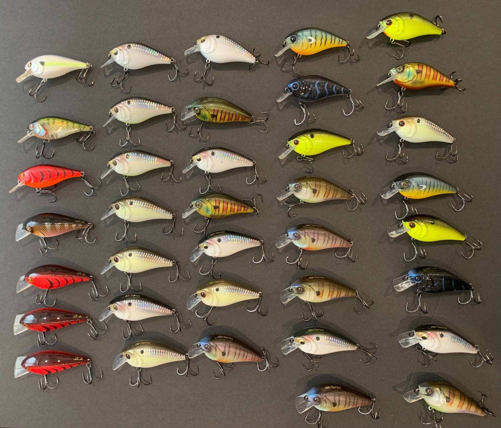 6th Sense & River2Sea Crankbait Lures Lot of 37 *NEW* W/ 2 Boxs