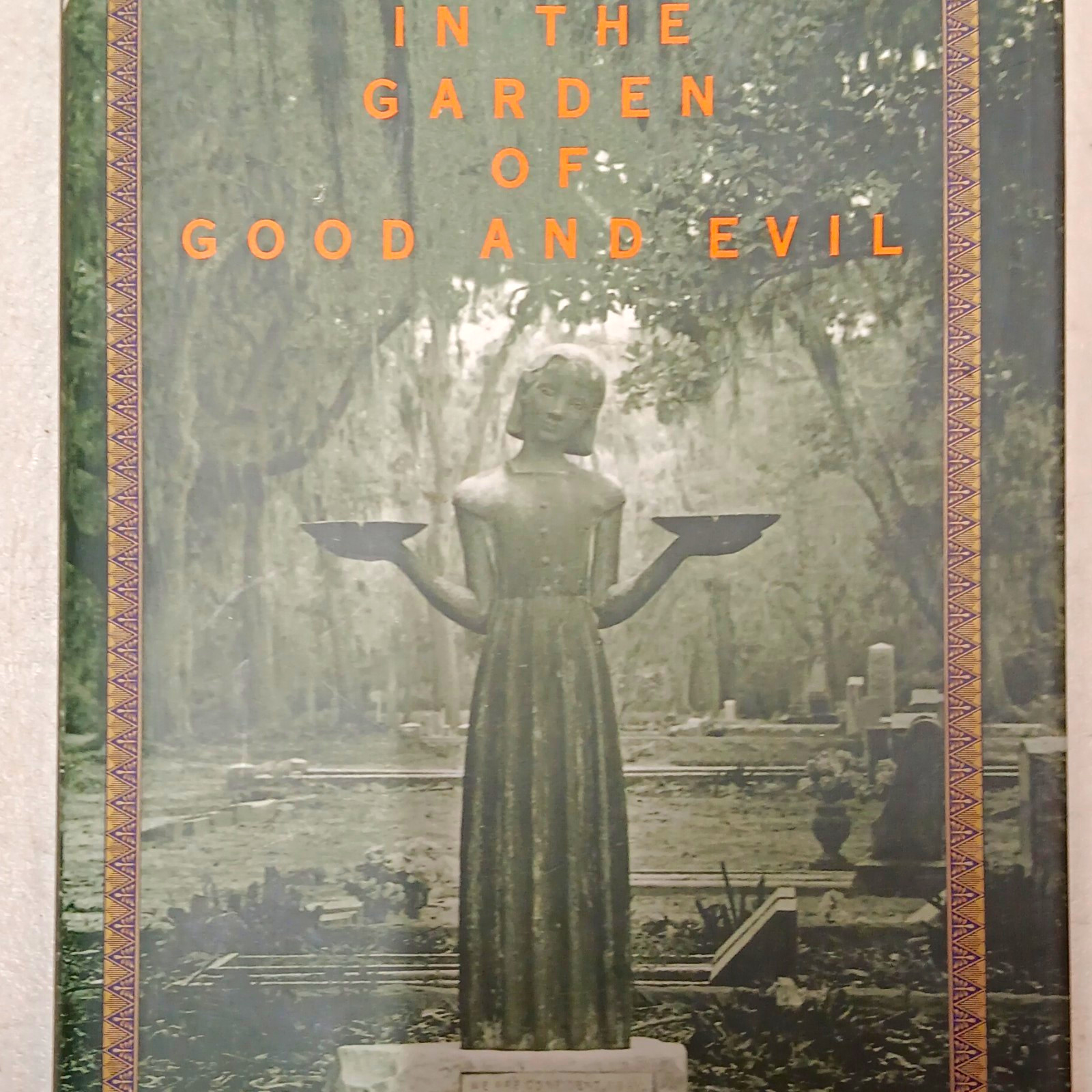 John Berendt Midnight in the Garden of Good and Evil Hardcover First Edition