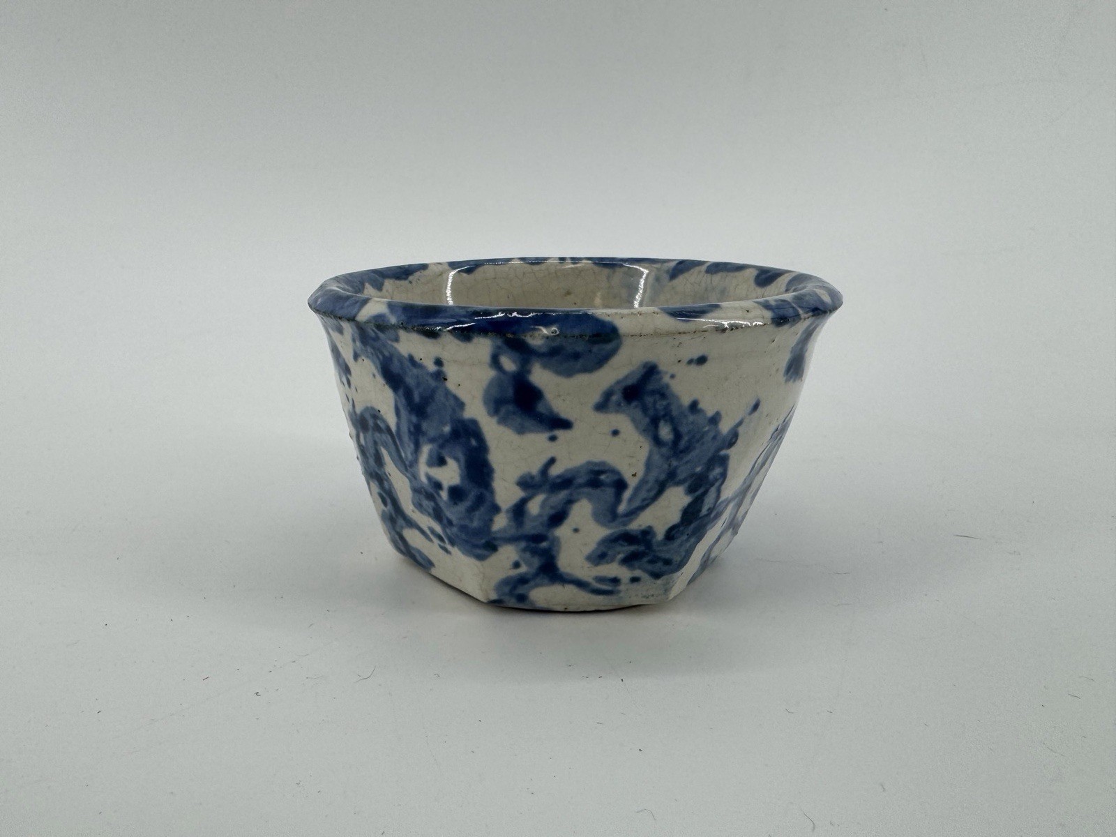 Antique Spongeware Stoneware Blue And White Bowl Antique Spongeware Stoneware Blue And White Bowl