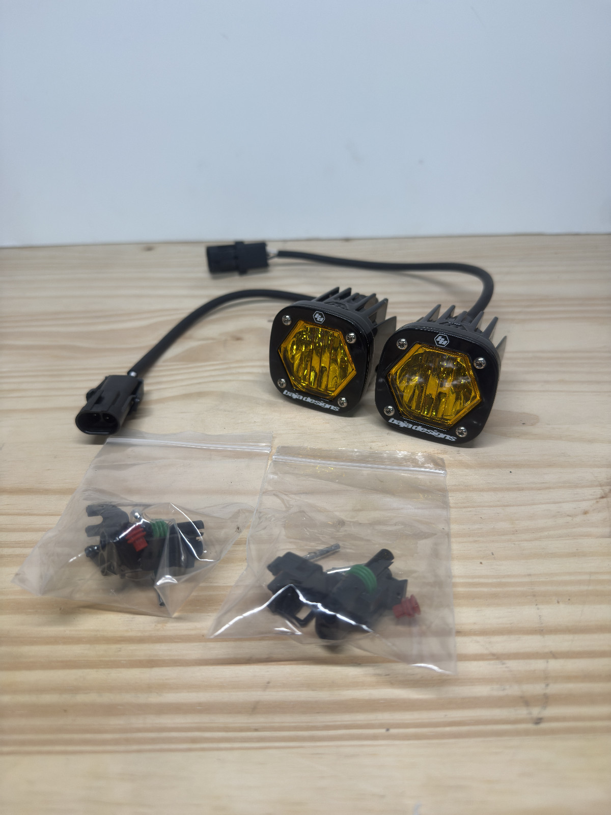 Baja Designs S1 Black LED Auxiliary Light Pod Amber - Unused - No Mounts 380015 Baja Designs S1 Black LED Auxiliary Light Pod Amber - Unused - No Mounts 380015