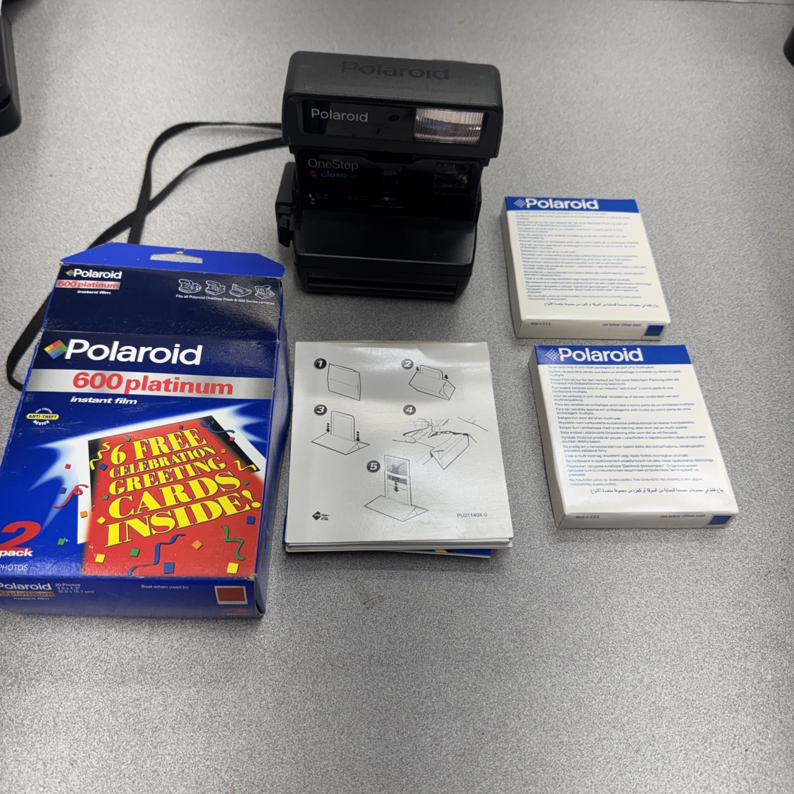 Vintage Polaroid OneStep Closeup 600 Camera with Unopened Film – Untested Vintage Polaroid OneStep Closeup 600 Camera with Unopened Film – Untested