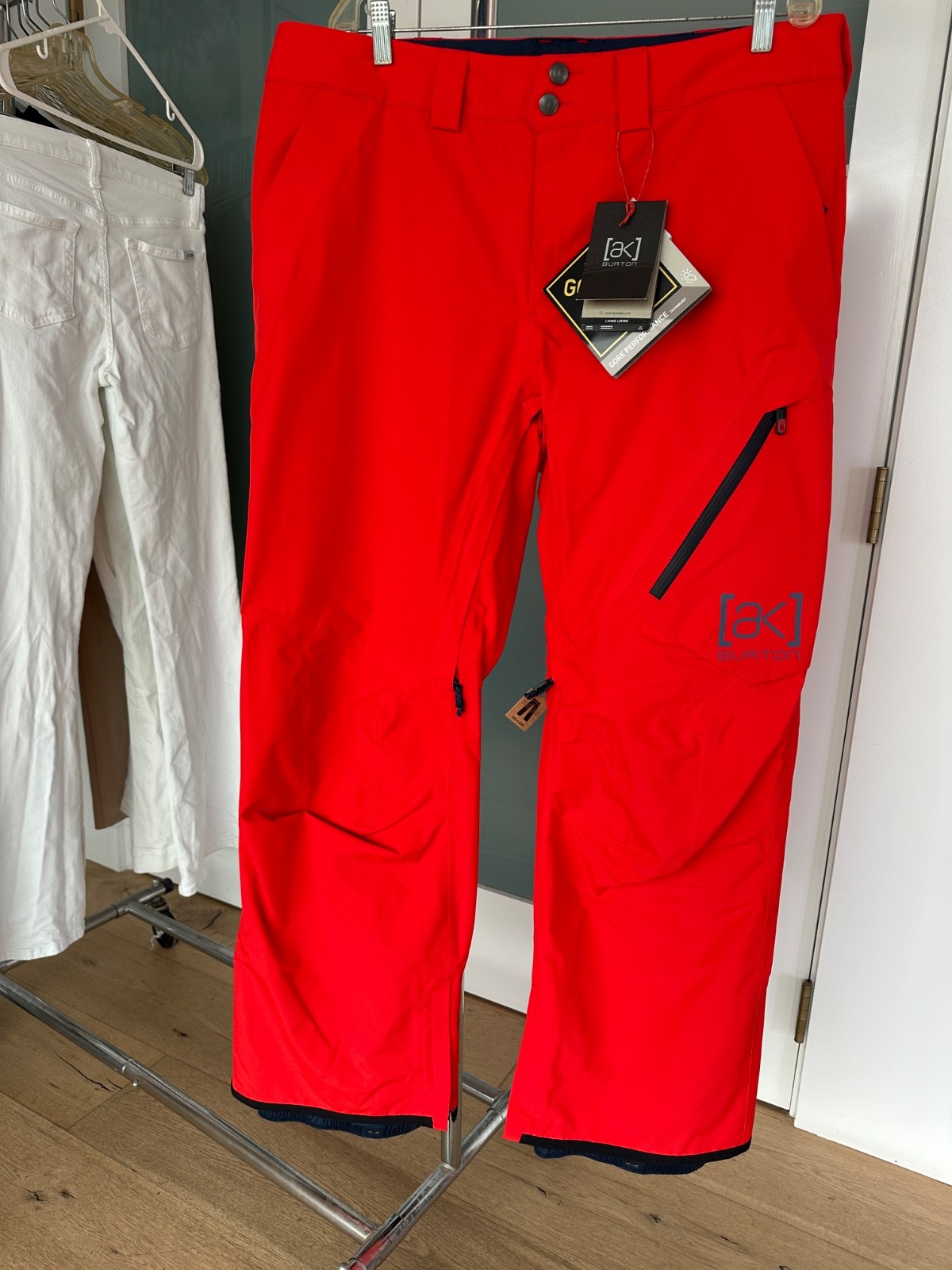 Burton snowboard pants, AK, XL Burton snowboard pants, AK, XL
