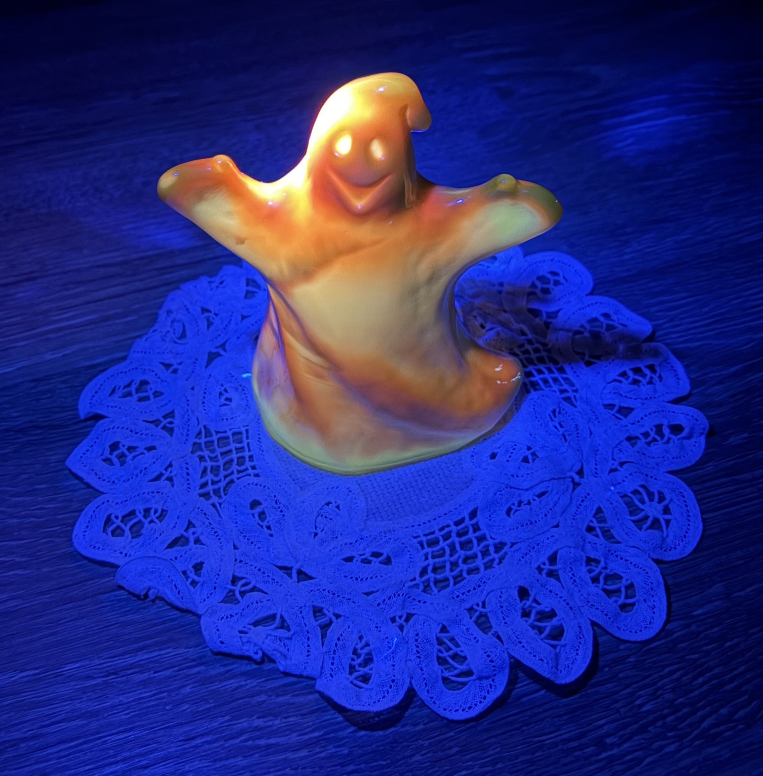 Ghost Mosser with Fenton Mold Art Glass Dandelion Yellow Glows UV Ltd Ghost Mosser with Fenton Mold Art Glass Dandelion Yellow Glows UV Ltd