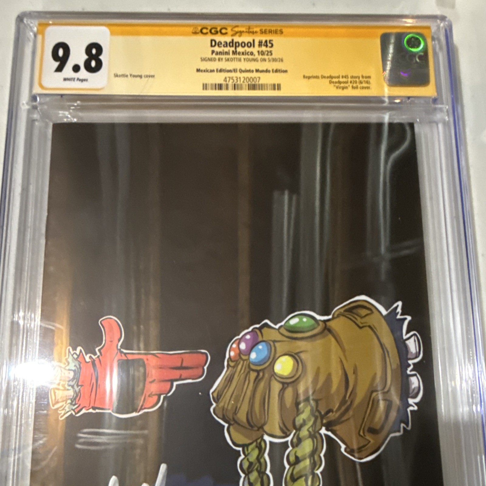 Deadpool #45 Panini Mexico Variant Skottie Young Virgin Variant CGC SS 9.8 Deadpool #45 Panini Mexico Variant Skottie Young Virgin Variant CGC SS 9.8