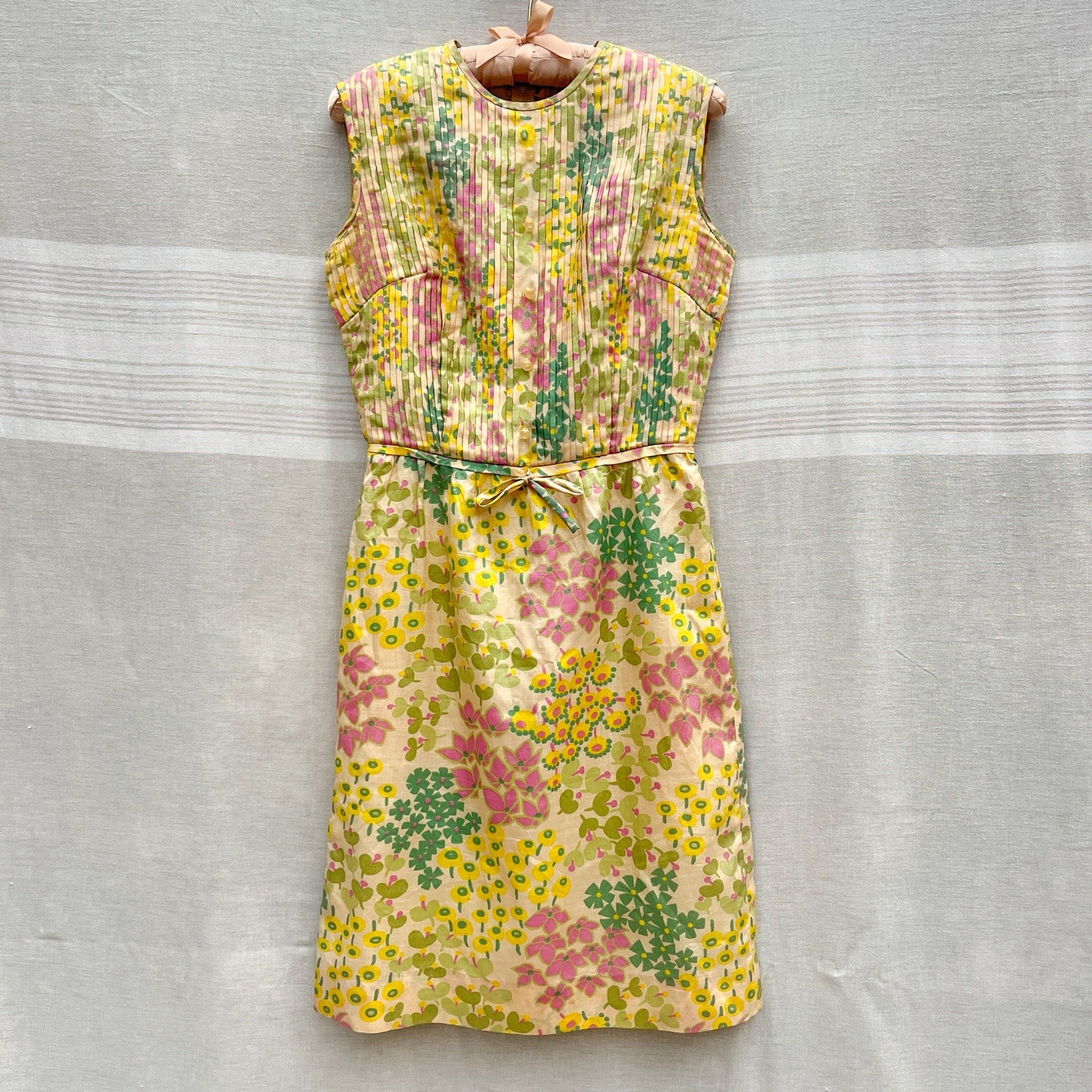 Vintage 1960s Rhona Roy London Psychedelic Floral Mod Sheath Dress Sz 12 Vintage 1960s Rhona Roy London Psychedelic Floral Mod Sheath Dress Sz 12