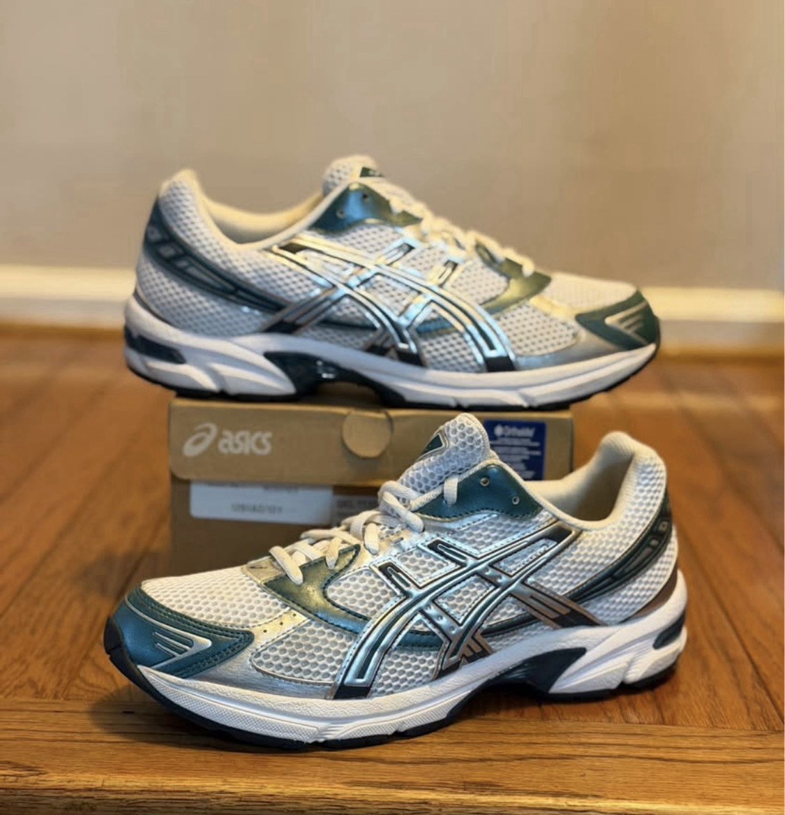 ASICS Gel 1130 White Dark Neptune Size 10 White 1201A256-121