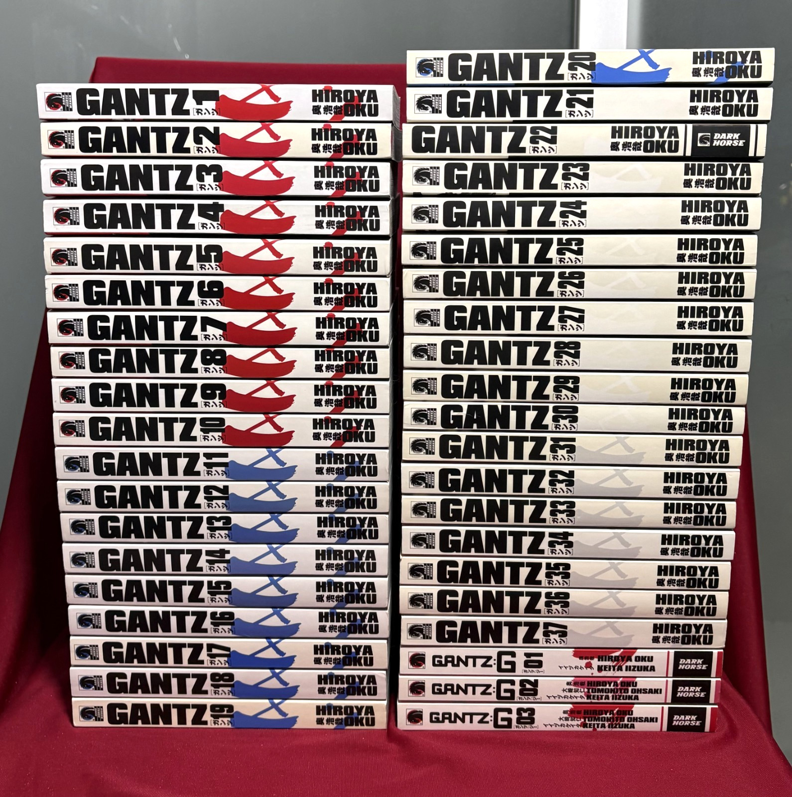 Gantz, Vols. 1-37 (Complete Series Set) + G 1-3, Hiroya Oku, English Manga