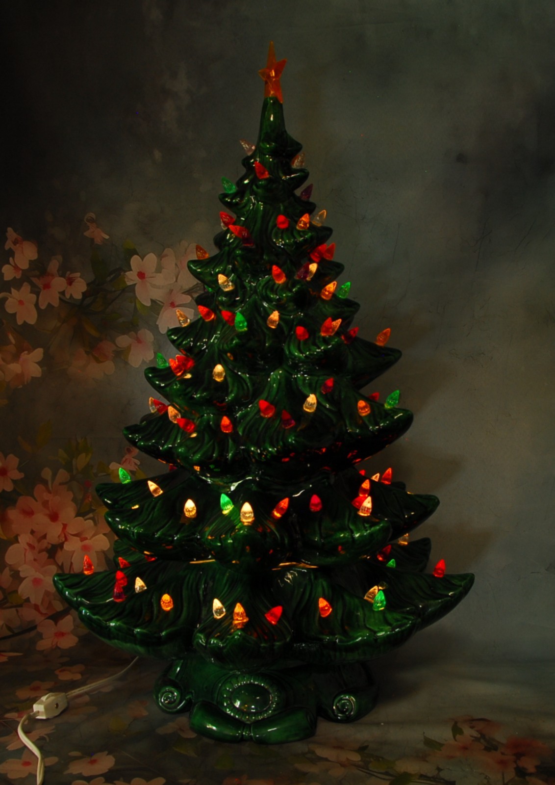VTG~1970 Atlantic Ceramic Christmas Tree 3 Tiers W/ Music Box 25 VTG~1970 Atlantic Ceramic Christmas Tree 3 Tiers W/ Music Box 25