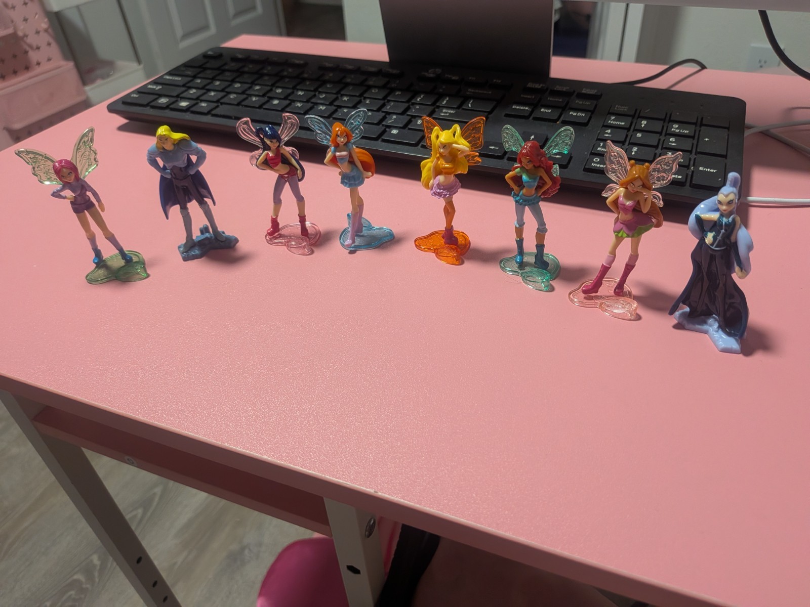 Winx Club Kinder Surprise Complete 8 Figure Set 2012/2013 TR137-TR144 Rare Winx Club Kinder Surprise Complete 8 Figure Set 2012/2013 TR137-TR144 Rare