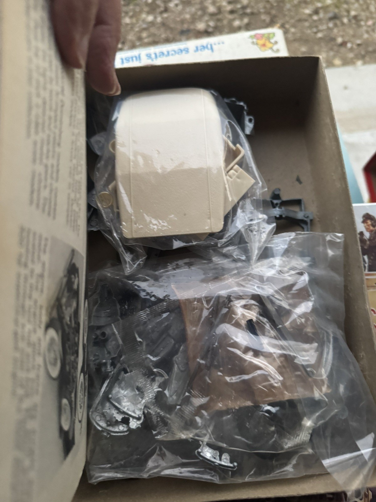 VINTAGE HUBLEY MODEL A PHAETON METAL KIT NO. 856K-300 NEVER ASSEMBLED IN THE BOX VINTAGE HUBLEY MODEL A PHAETON METAL KIT NO. 856K-300 NEVER ASSEMBLED IN THE BOX