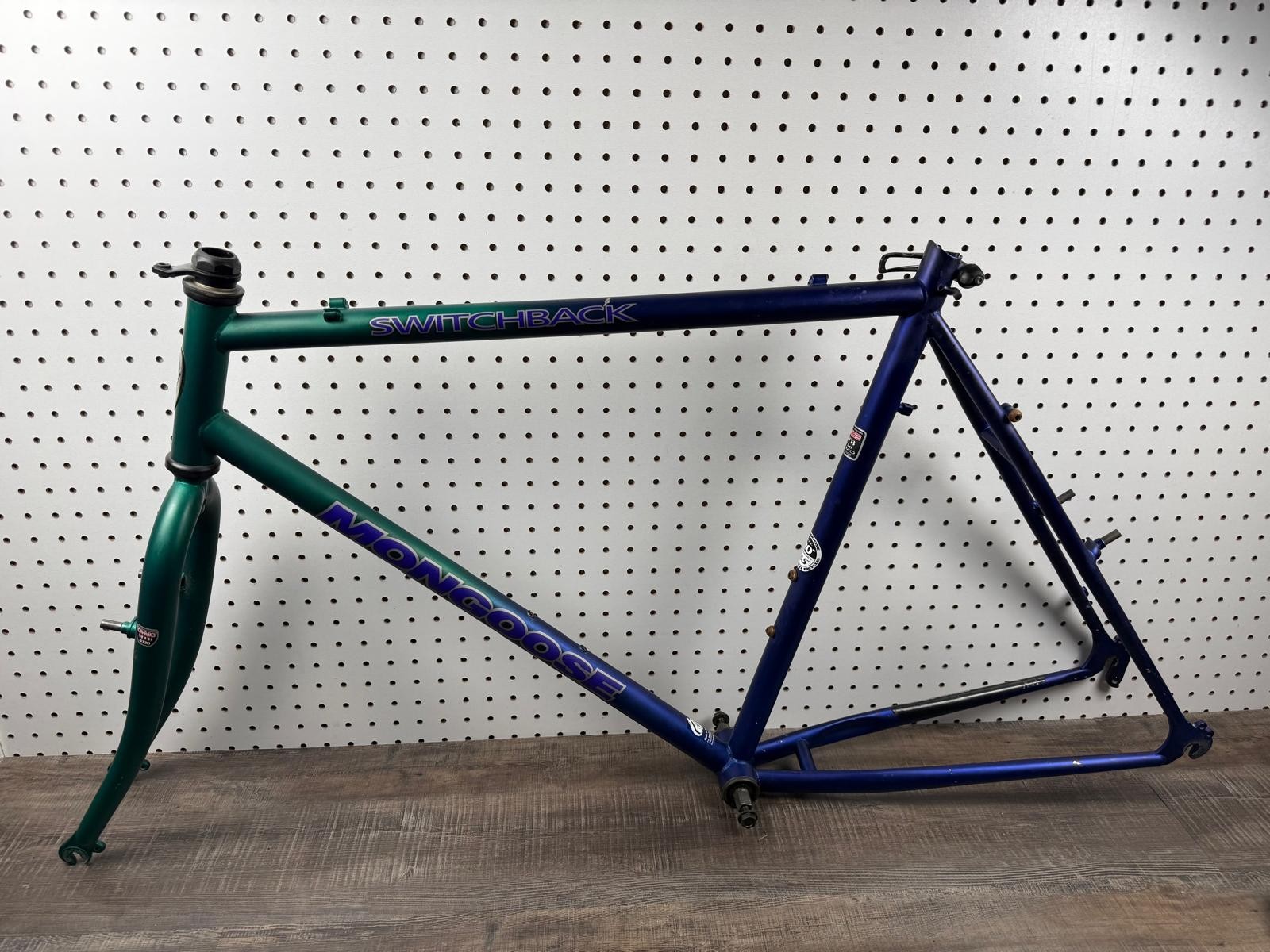 Vintage Mongoose Switchback Mountain Bike Frameset 55cm MTB Vintage Mongoose Switchback Mountain Bike Frameset 55cm MTB