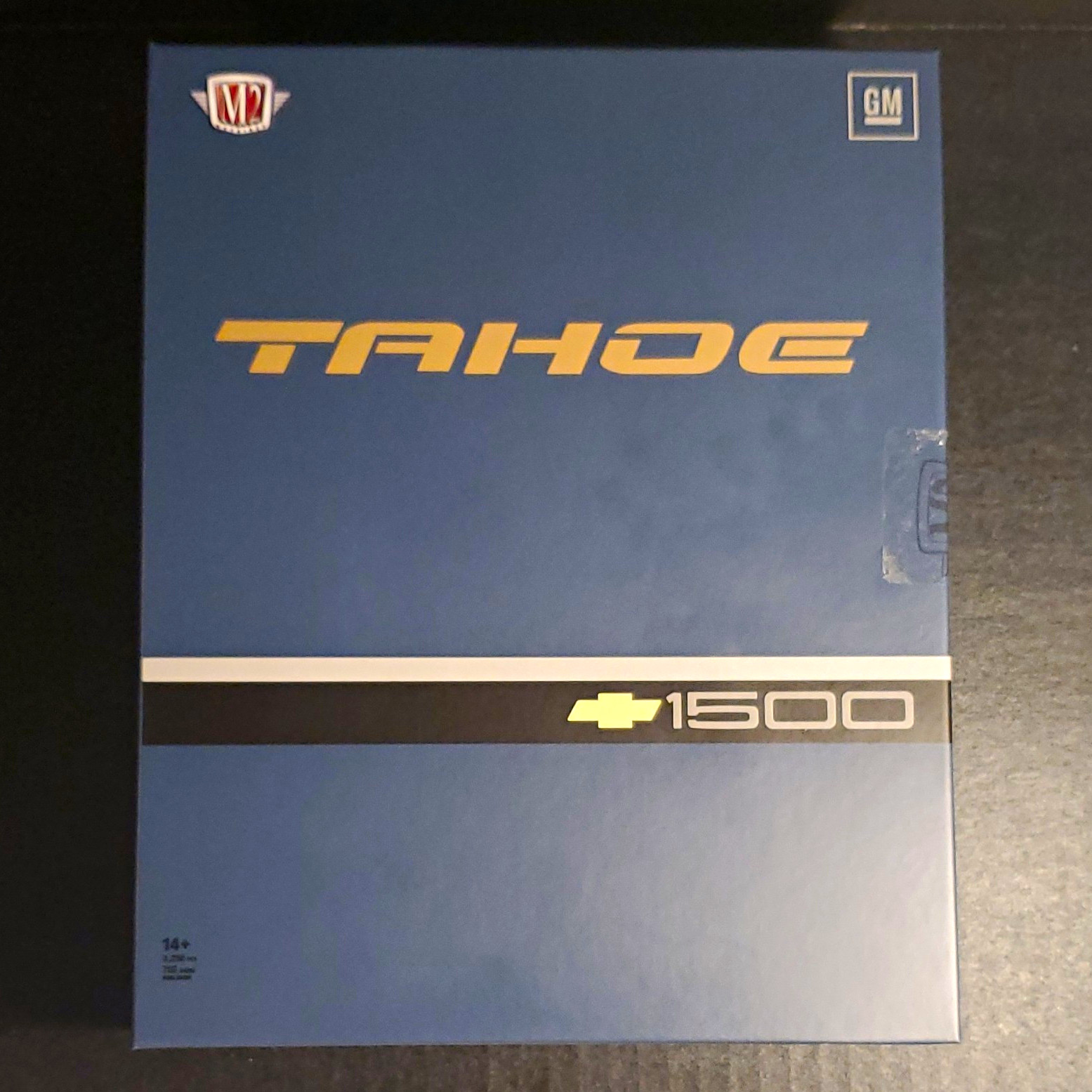 M2 Machines 1997 Chevrolet Tahoe Chase 1500 1:64 Diecast Blue Shadow Box M2 Machines 1997 Chevrolet Tahoe Chase 1500 1:64 Diecast Blue Shadow Box