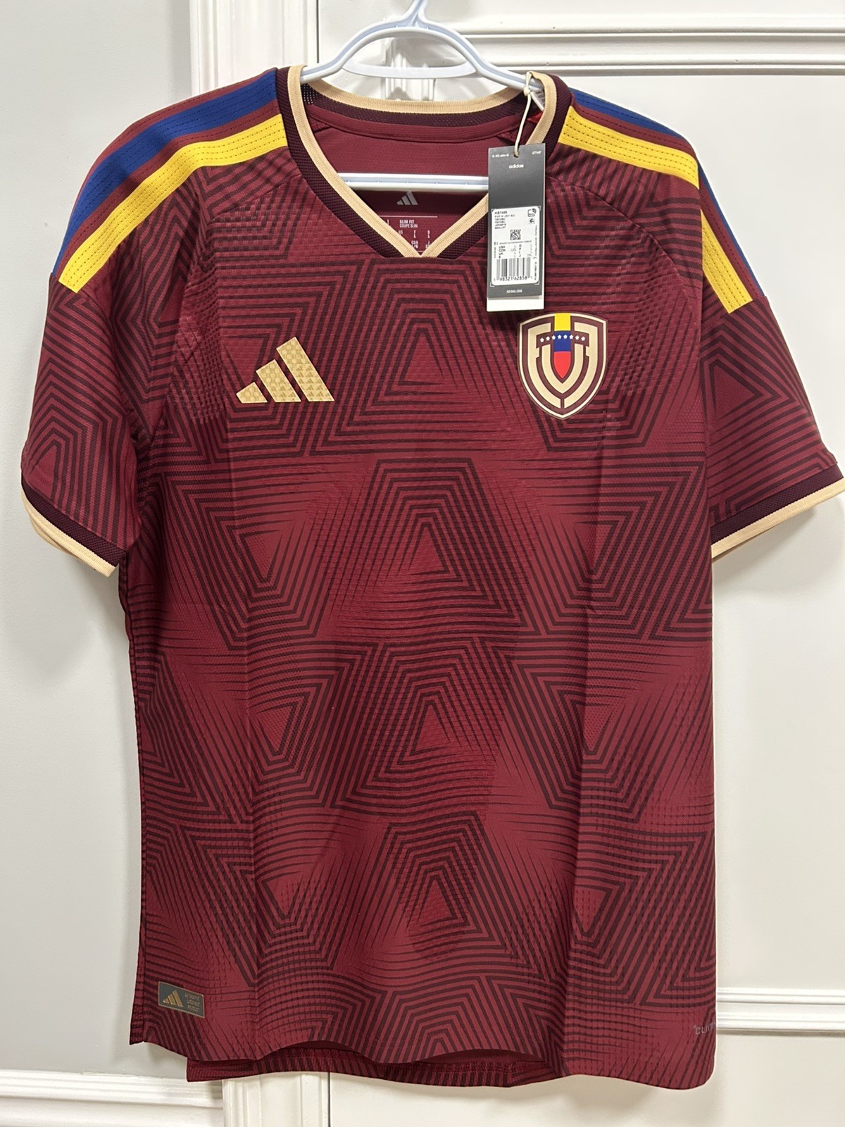 NWT Venezuela Adidas 2026 Home Soccer Football KB7465 Authentic Jersey Men L NWT Venezuela Adidas 2026 Home Soccer Football KB7465 Authentic Jersey Men L