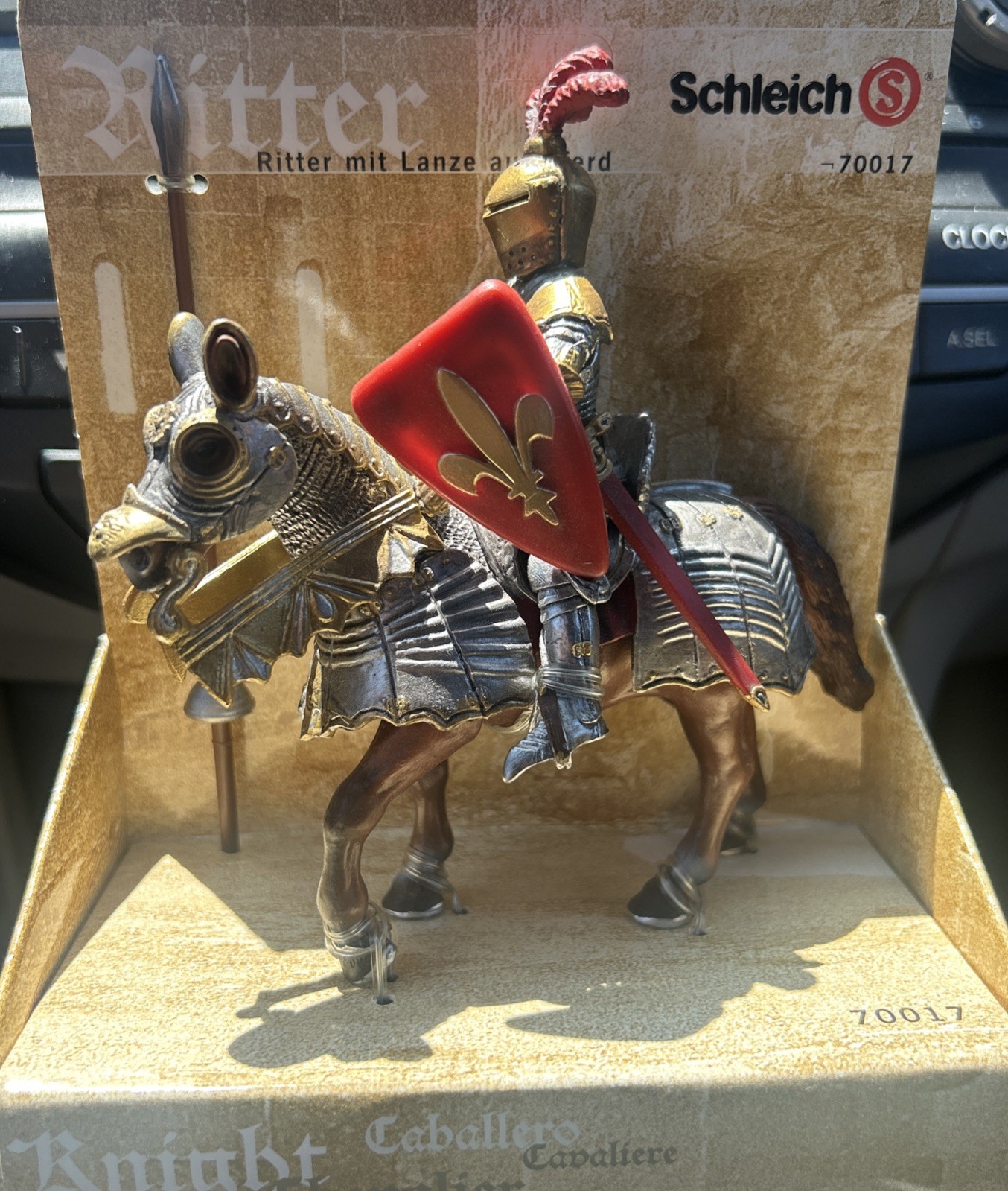 Schleich 70017 Knight with Lance on Horse Red and Gold Retired World Of Knights