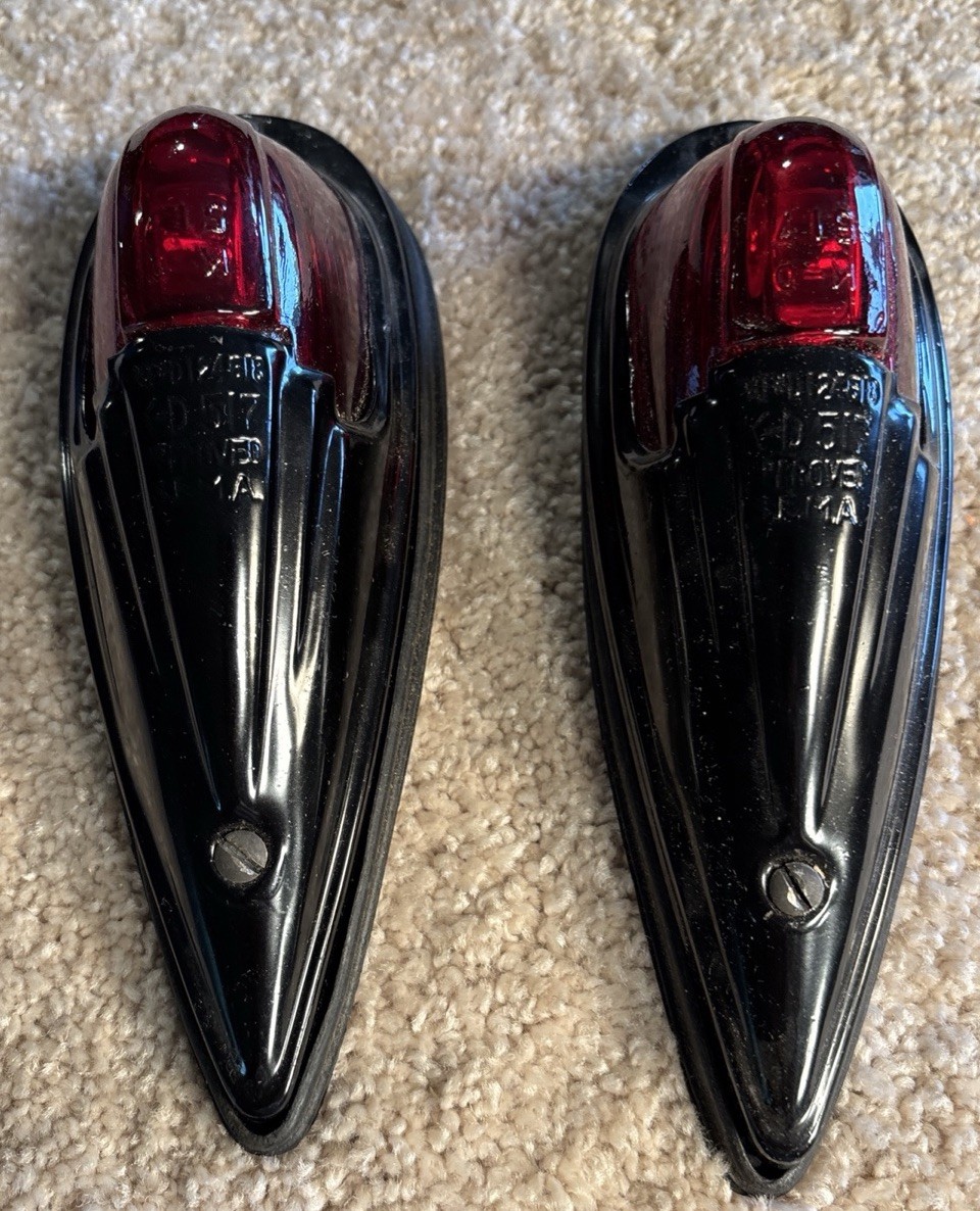 KD 517 Cab Marker Clearance Lights Set Of 2 Vintage w/original box KD 517 Cab Marker Clearance Lights Set Of 2 Vintage w/original box