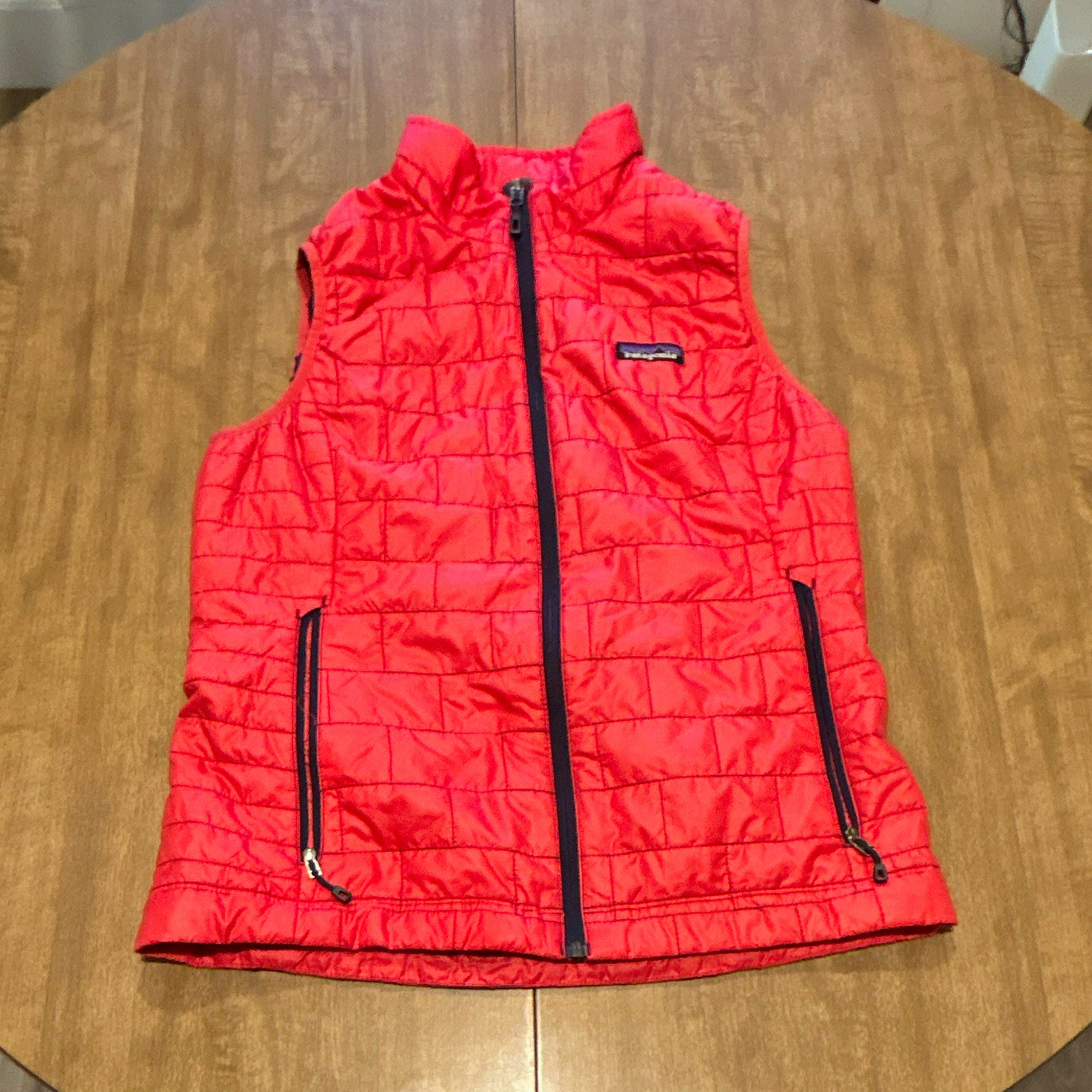 Patagonia Women\'s Orange Solid Full Zip Vest Polyester Shell Regular Fit M
