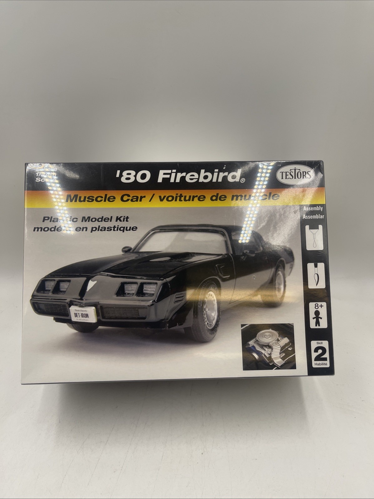 Testors Pontiac \'80 Firebird 1/24 Model Kit Skill Level 2 #4083. Free Shipping Testors Pontiac \'80 Firebird 1/24 Model Kit Skill Level 2 #4083. Free Shipping