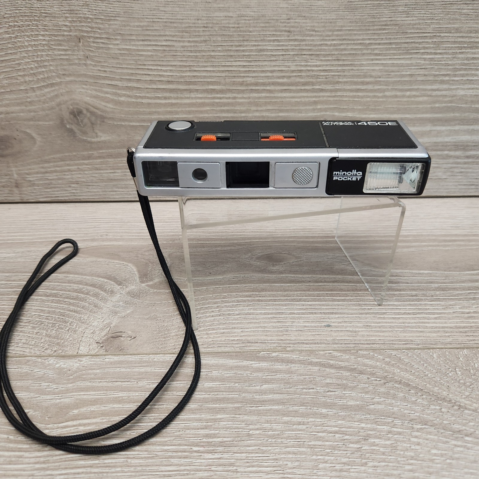 Vintage Minolta Pocket Autopak 450E 110 Film Camera Built In Flash Works Strap Vintage Minolta Pocket Autopak 450E 110 Film Camera Built In Flash Works Strap
