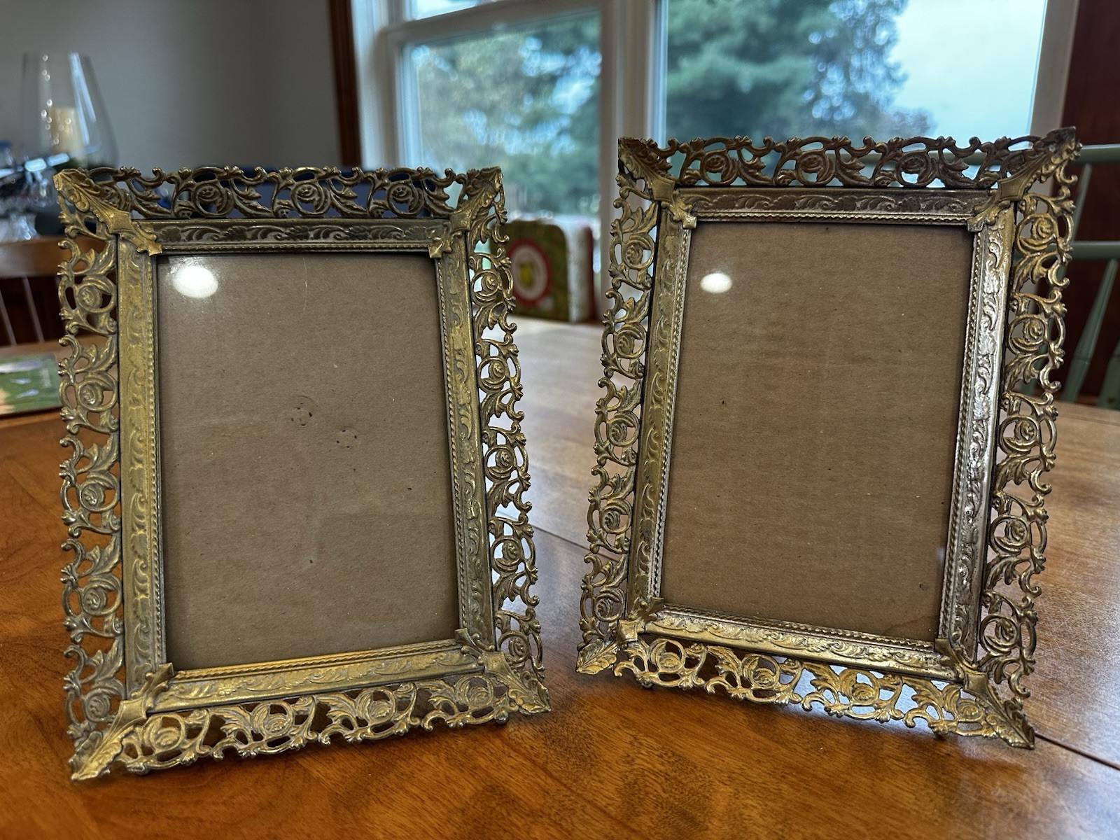 2 Matching Vintage Hollywood Regency Ornate Filigree Metal 5x7 Picture Frames