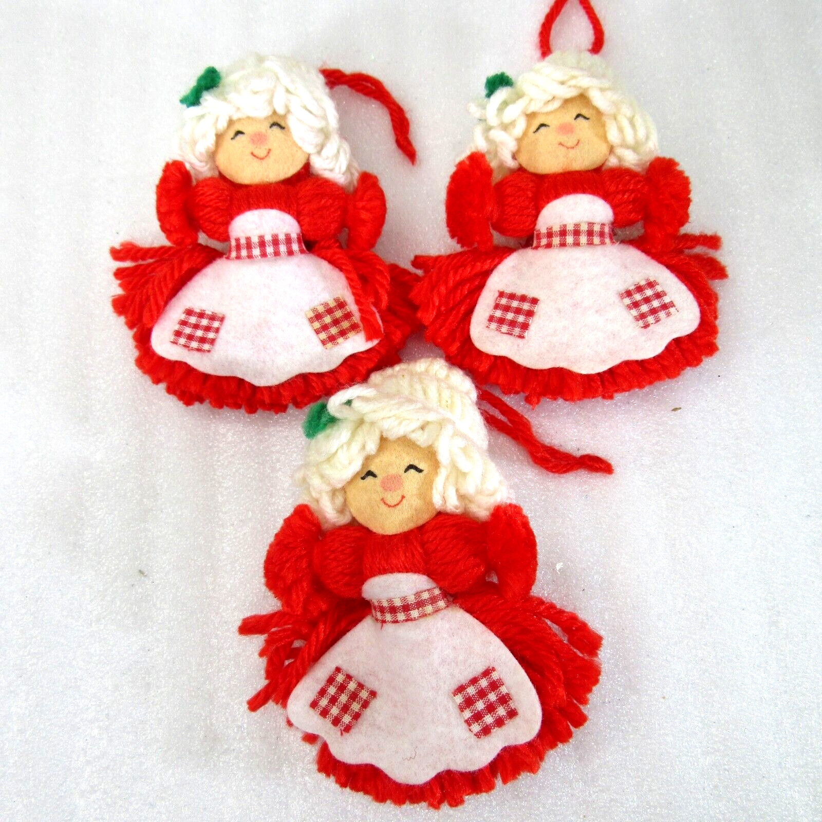 3 vintage 1970\'s HALLMARK yarn felt Christmas Ornaments GRANDMA MRS. CLAUS 5\