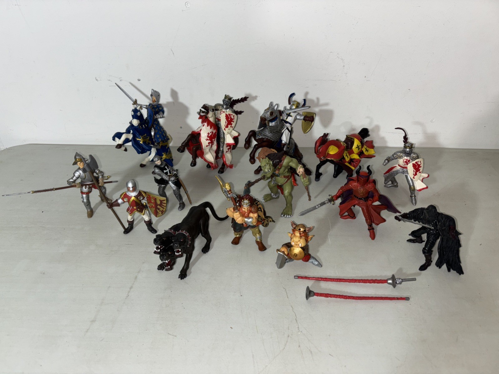 Papo Medieval Castle Knights Figures Lot - Knights, Horses, Dwarves, Ogre, etc. Papo Medieval Castle Knights Figures Lot - Knights, Horses, Dwarves, Ogre, etc.