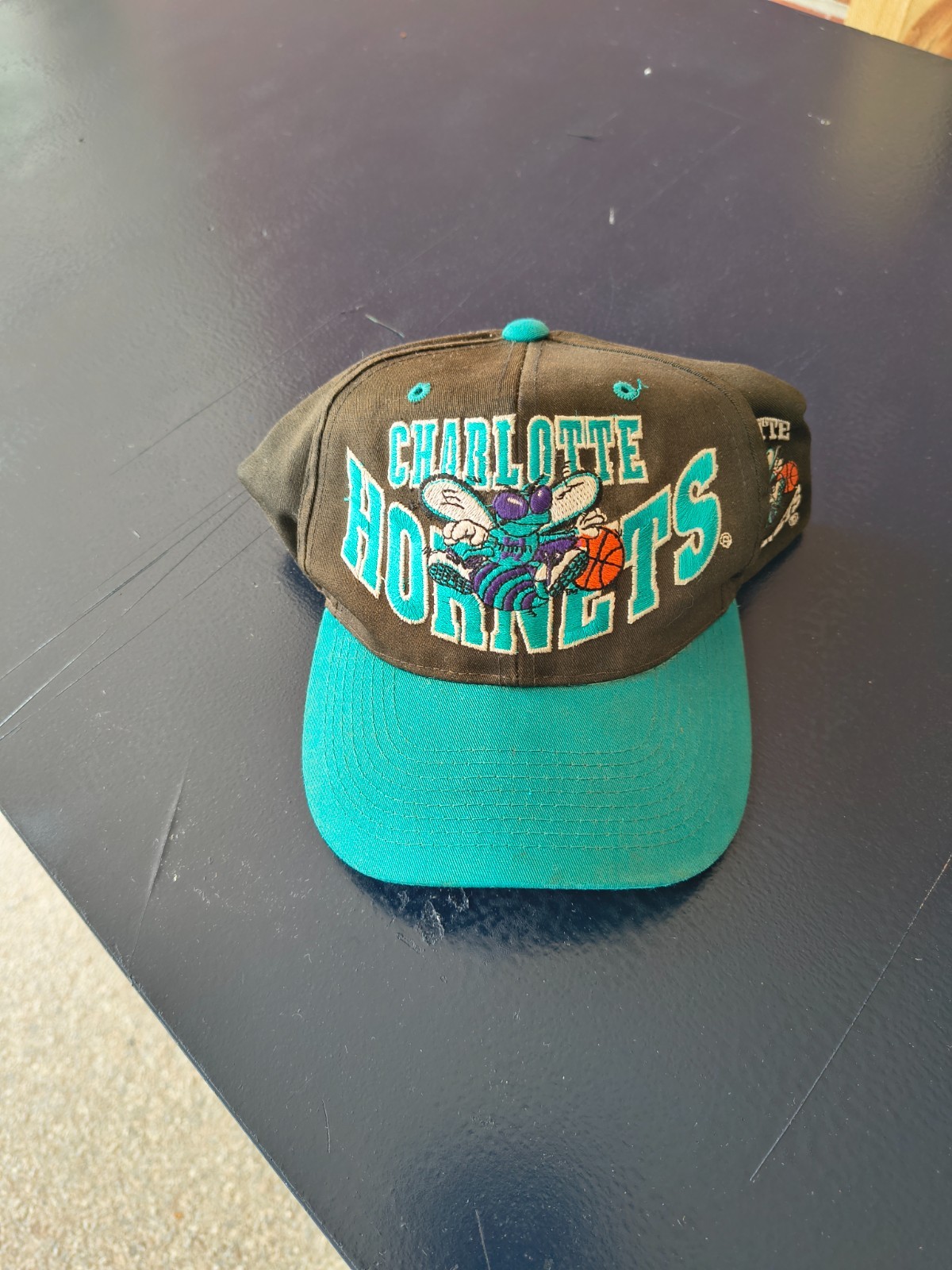 Vintage Charlotte Hornets ball cap