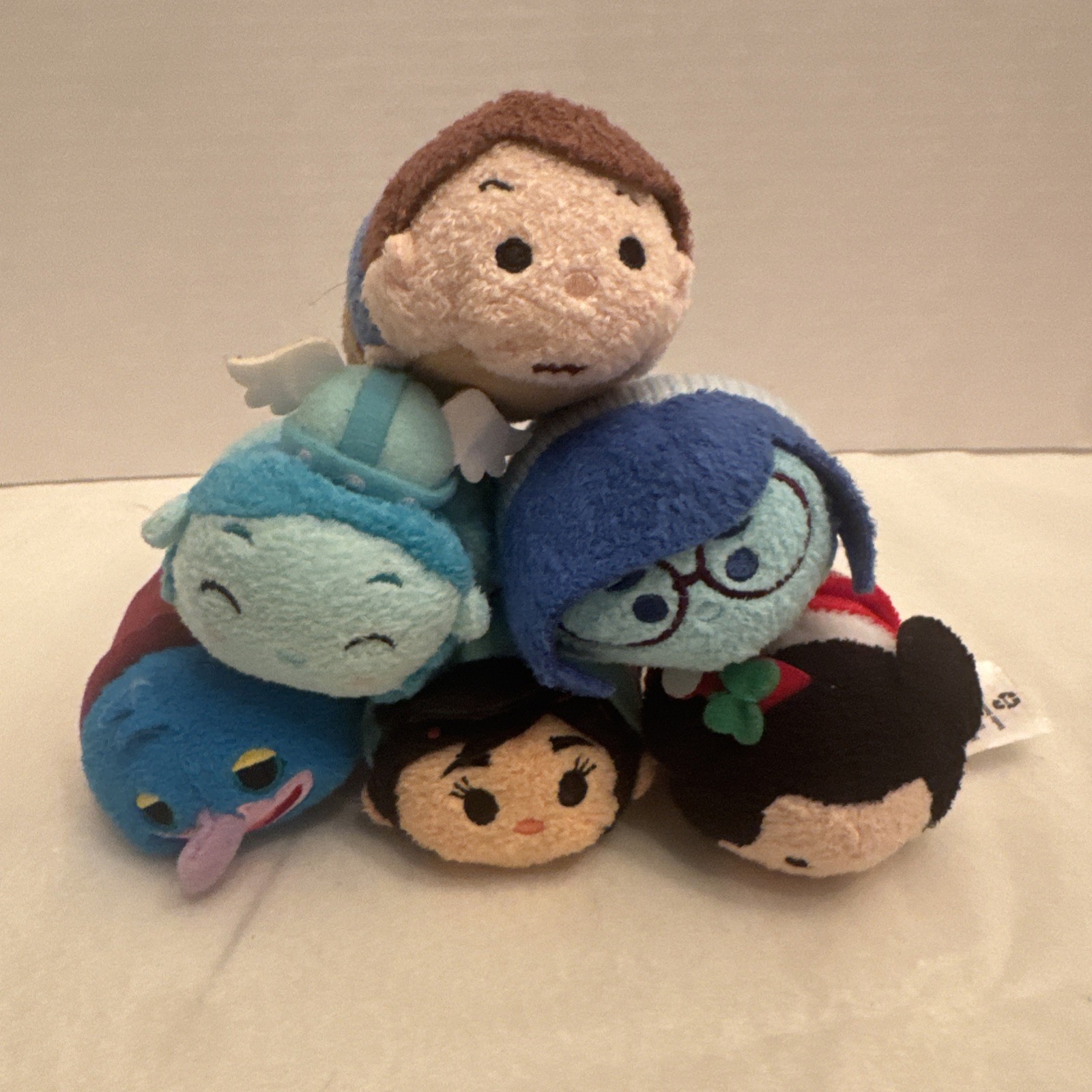 Disney Discon. Tsum Tsum  Lot Of 6 Characters From Diff Movies See Pics & Store