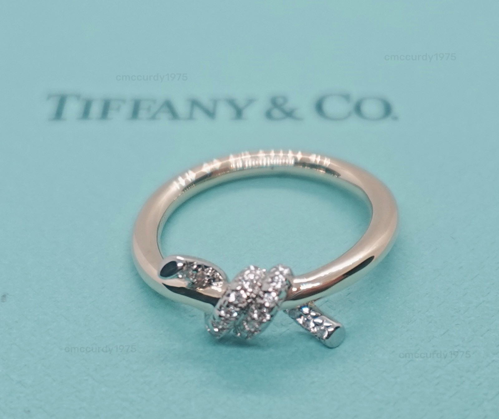 GiftTlfanyCoKnot Ring in 18k Yellow Gold 0.05 CTW size 7
