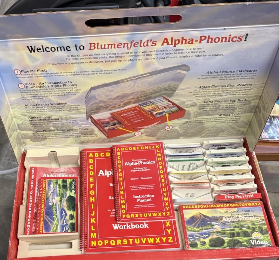 RARE VINTAGE Alpha-Phonics Reading kit for Beginners by Samuel L. Blumenfeld