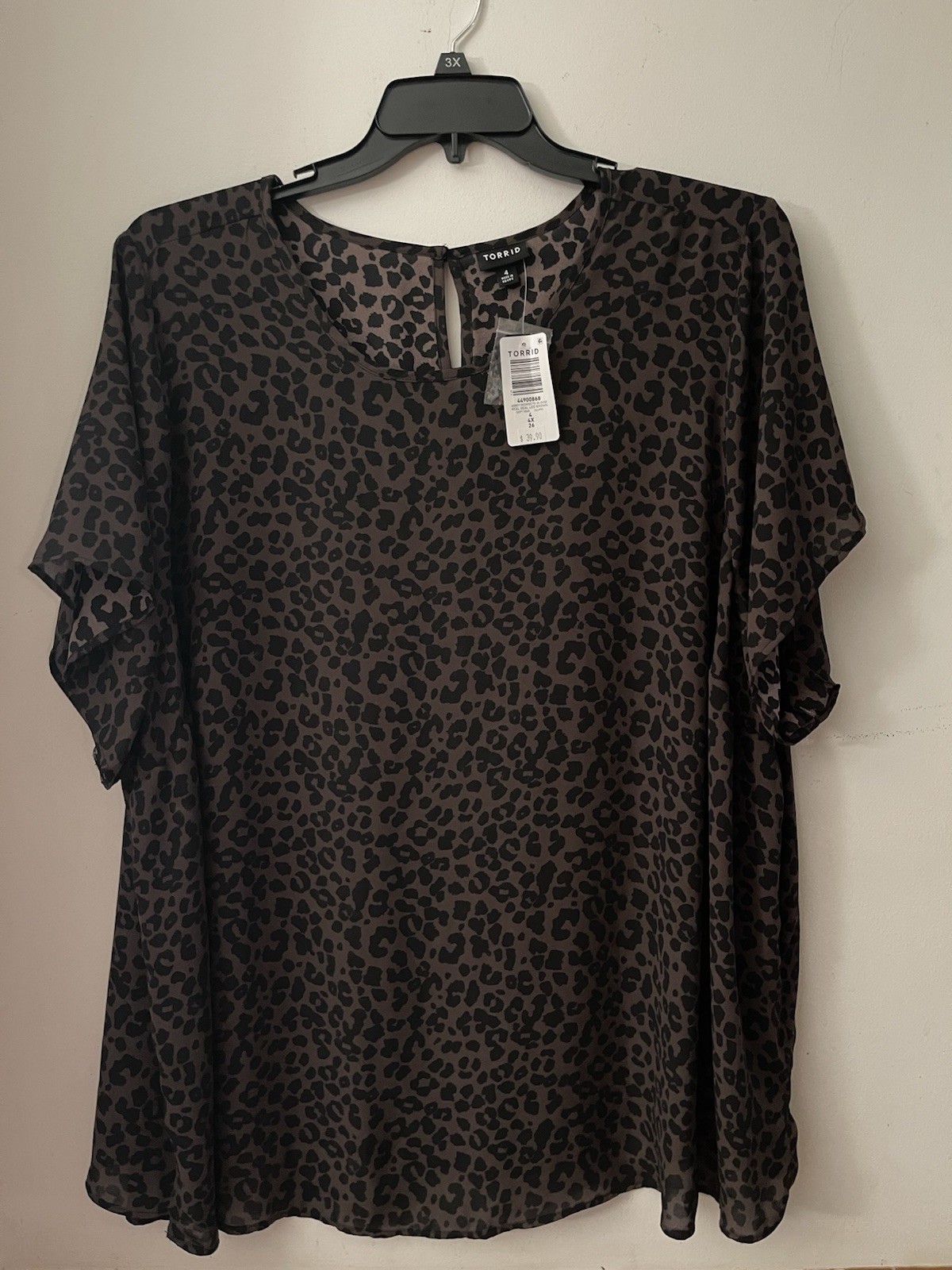 Torrid Women\'s 4X Leopard Print Blouse New