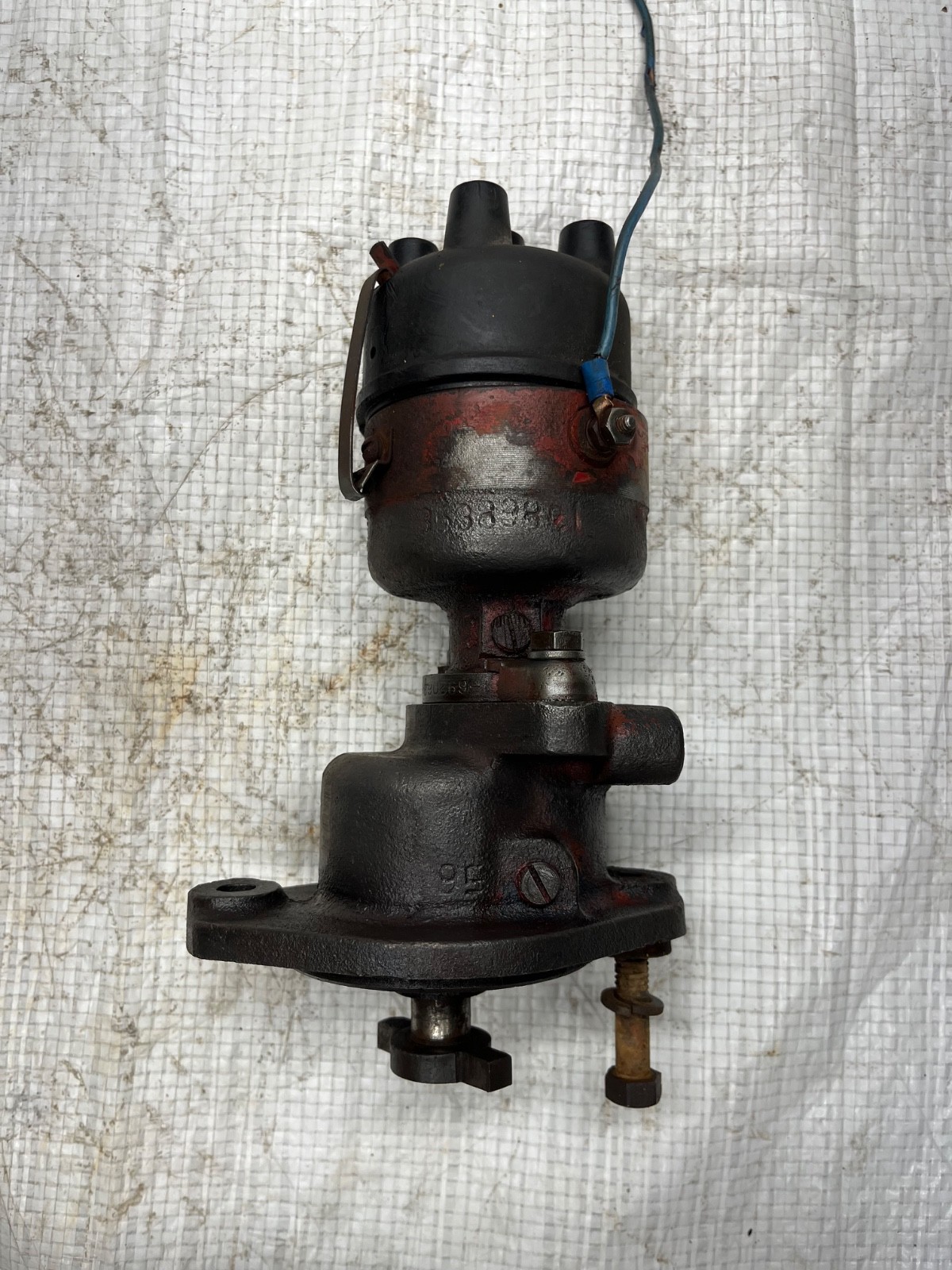 IH Farmall A Super A B BN C Super C Tractor Distributor 353898R1