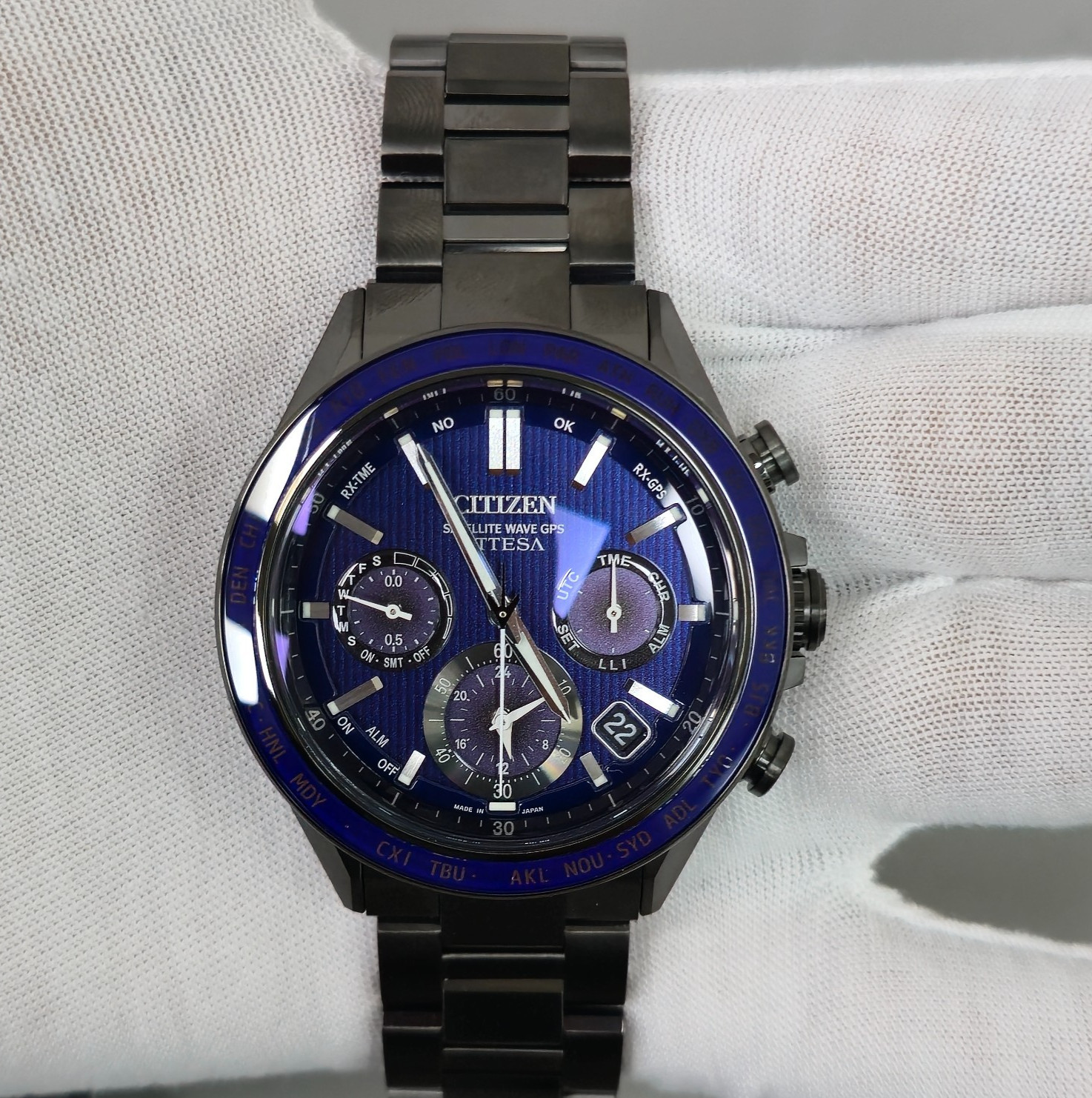 Citizen Attesa CC4059-64L Satellite Wave GPS Super Titanium 44mm New Men\'s Watch