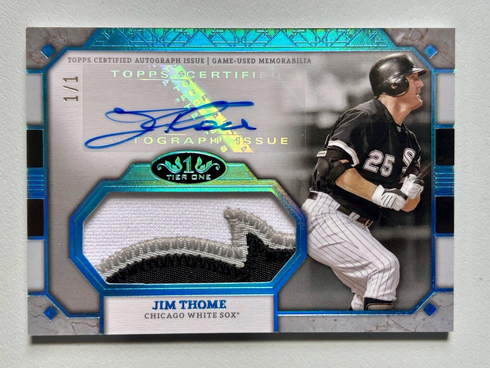 2024 Topps Triple Threads Jim Thome 1/1 Patch Auto 3-Color Jersey #AT1JR-JT 2024 Topps Triple Threads Jim Thome 1/1 Patch Auto 3-Color Jersey #AT1JR-JT