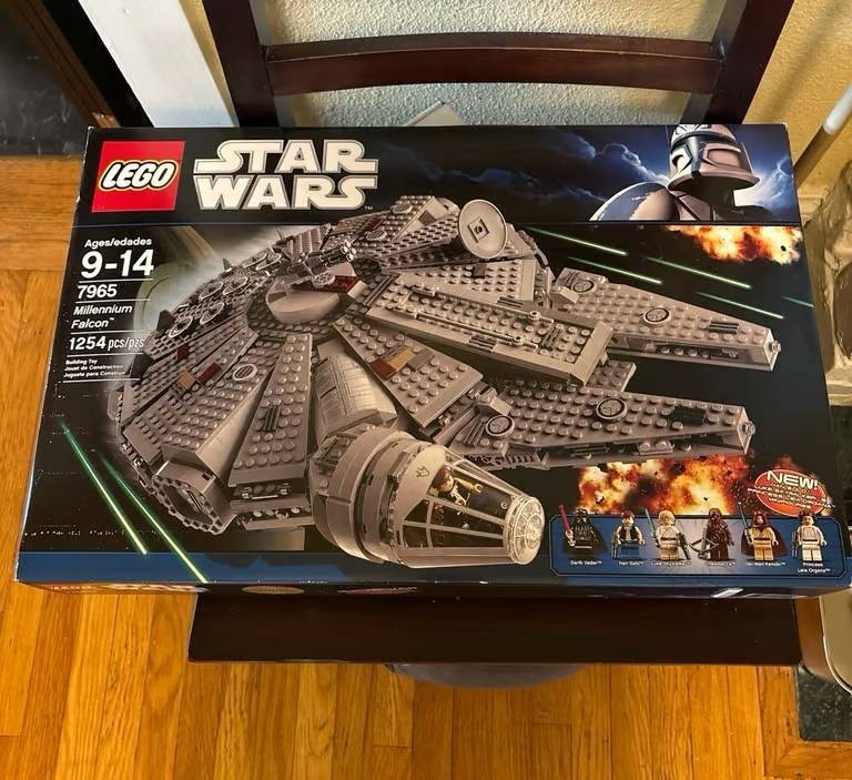 LEGO Star Wars Millennium Falcon 7965 – 1,254 Pieces