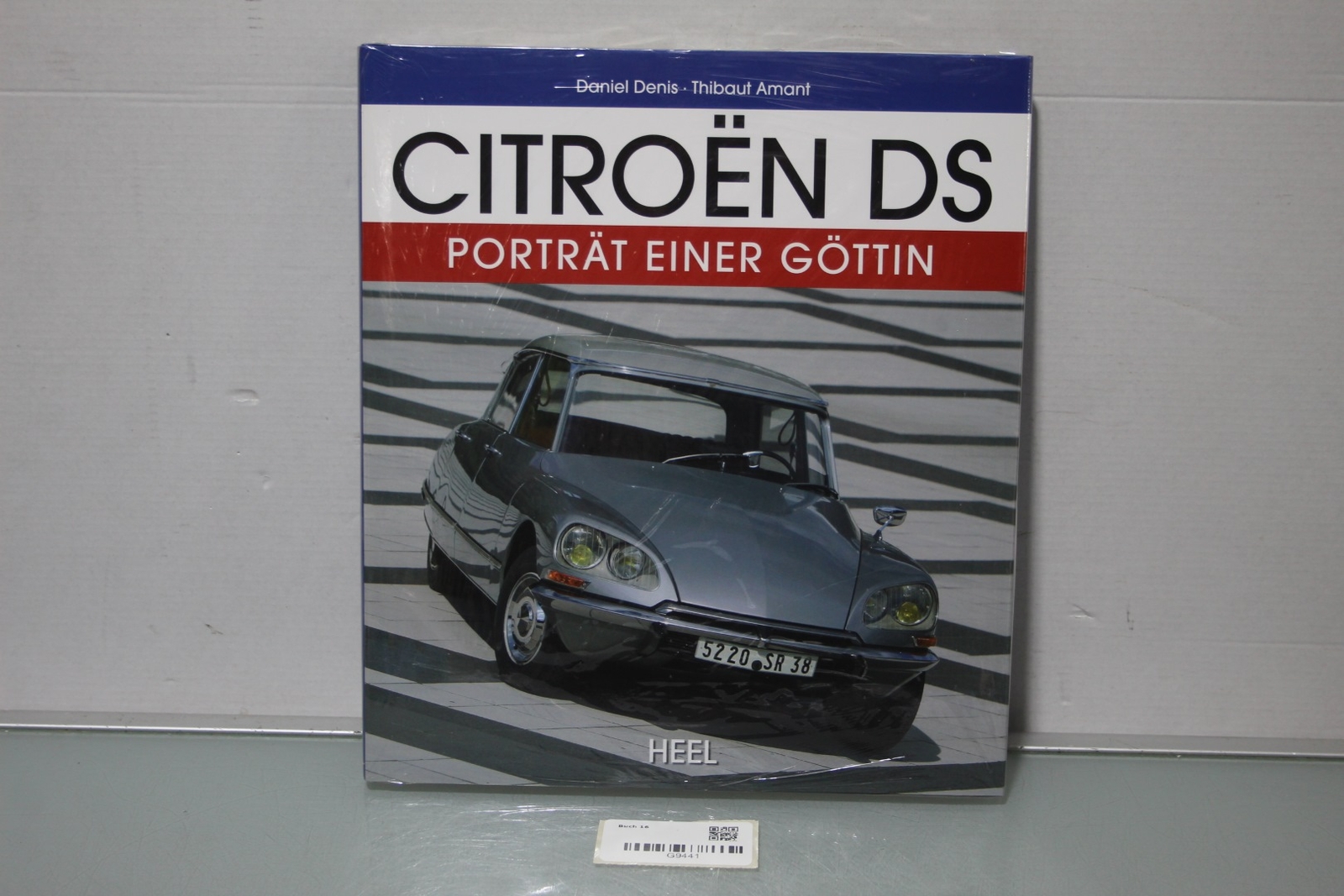 Citroen DS Porträt einer Göttin von Daniel Denis und Thibaut Nuewertig