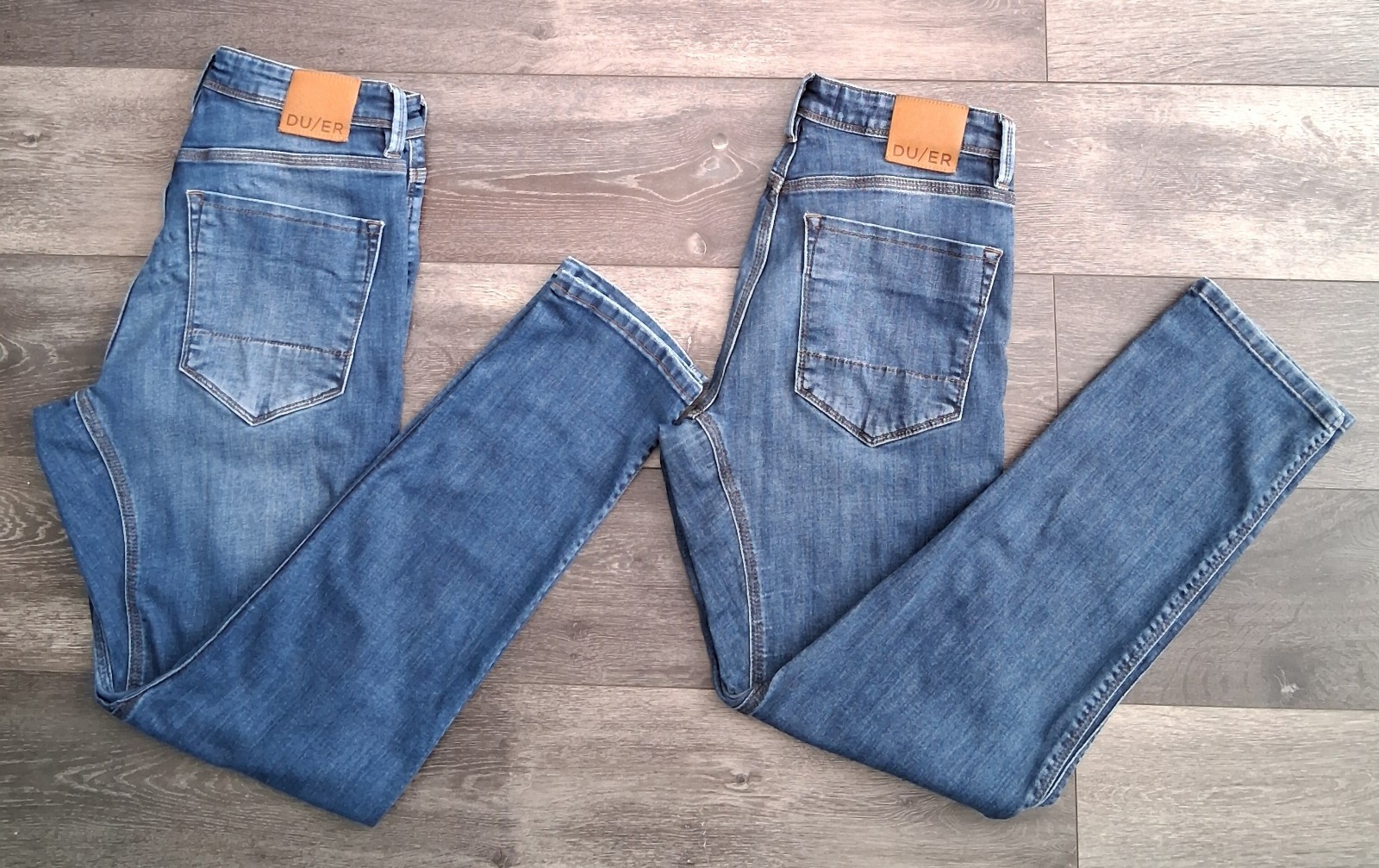 DU/ER L2X Slim-Fit 5-Pocket Denim Blue Jeans Stretch Mens 30x30 Lot of 2 DU/ER L2X Slim-Fit 5-Pocket Denim Blue Jeans Stretch Mens 30x30 Lot of 2