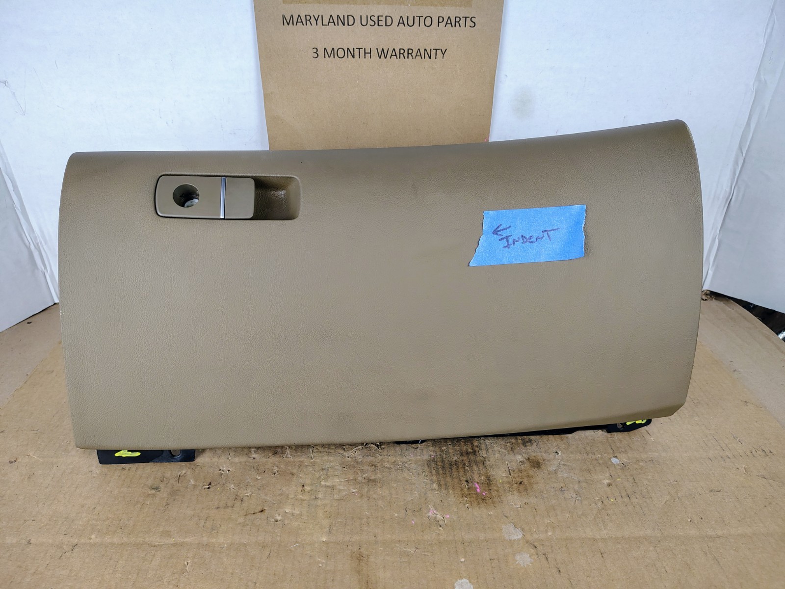 2005-2012 ACURA RL GloveBox TAN BROWN  FULLY FUNCTIONAL, INTERIOR TRIM CODE F