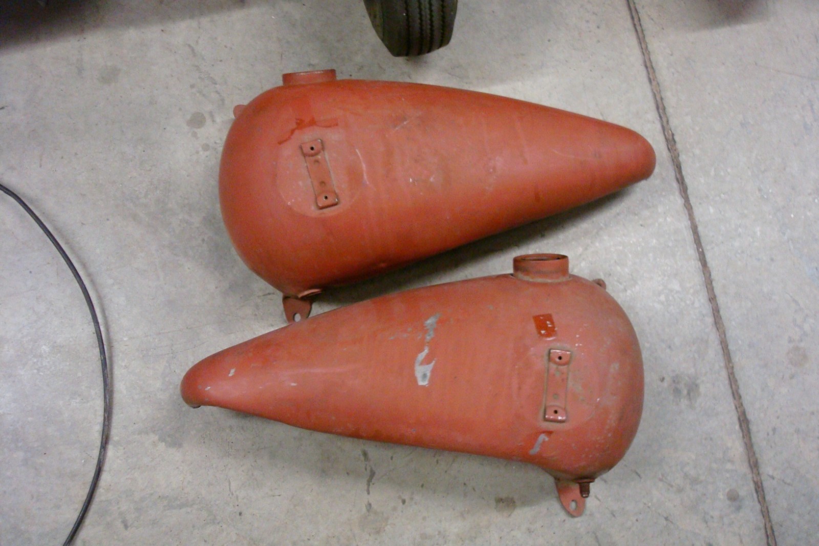 harley davidson panhead original oem 1957  1958 tanks nice tanks