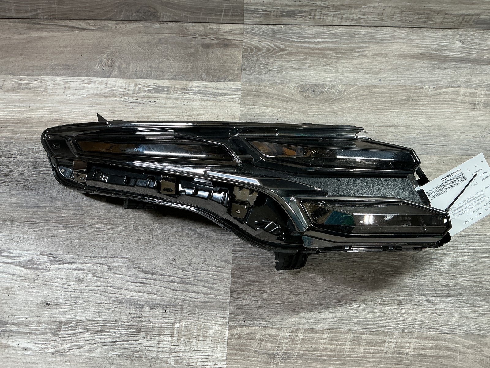 USED - 2022-2024 Hyundai Tucson R Front Lamp LED - OEM USED - 2022-2024 Hyundai Tucson R Front Lamp LED - OEM