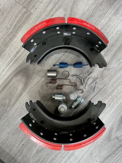 4692DQ, EX4692, 4692FC2 Replacement Brake Shoes & Hardware, SHIPS SAME DAY