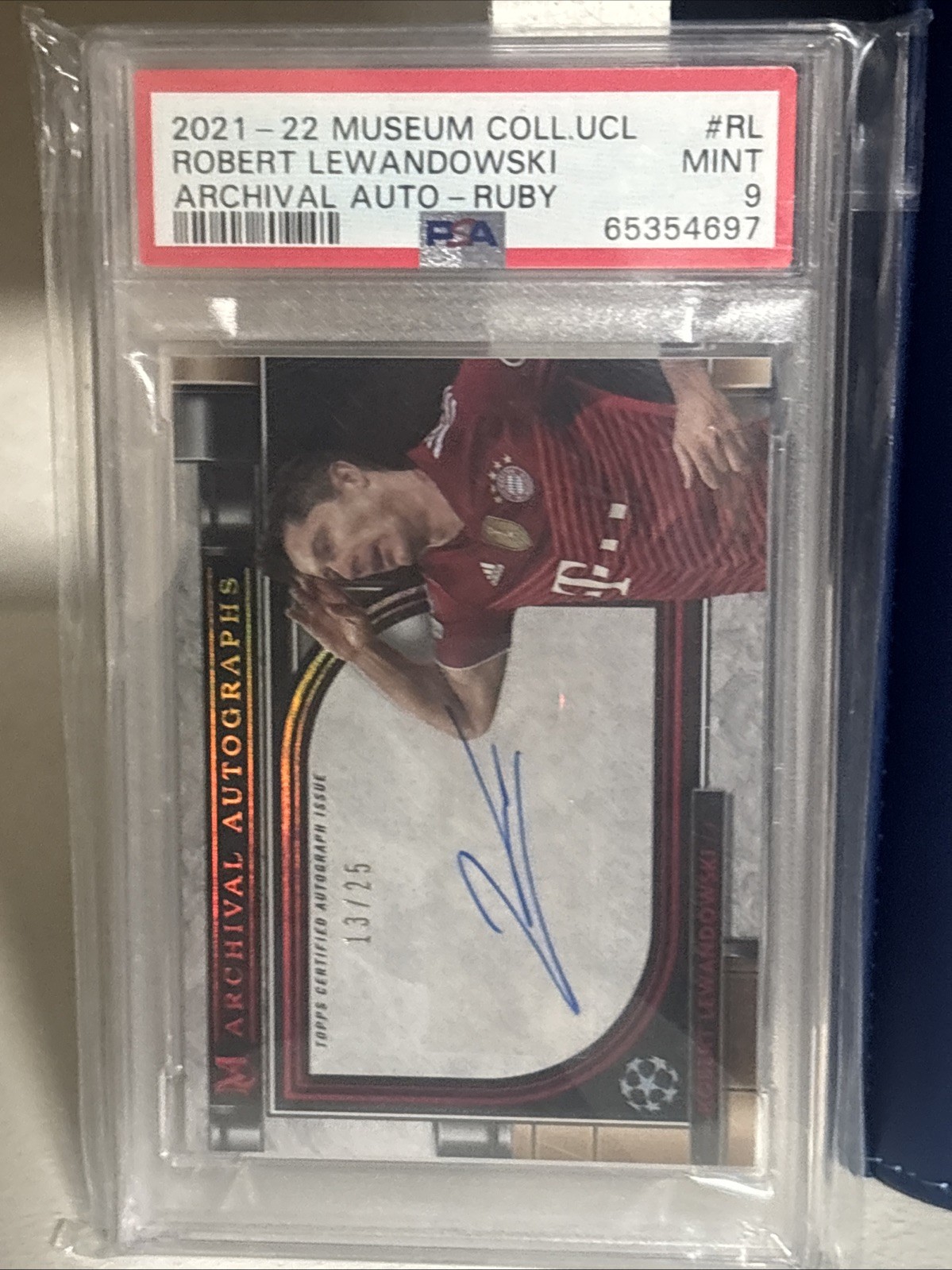2021-22 Topps Museum Collection Robert Lewandowski (Ruby /25) PSA 9