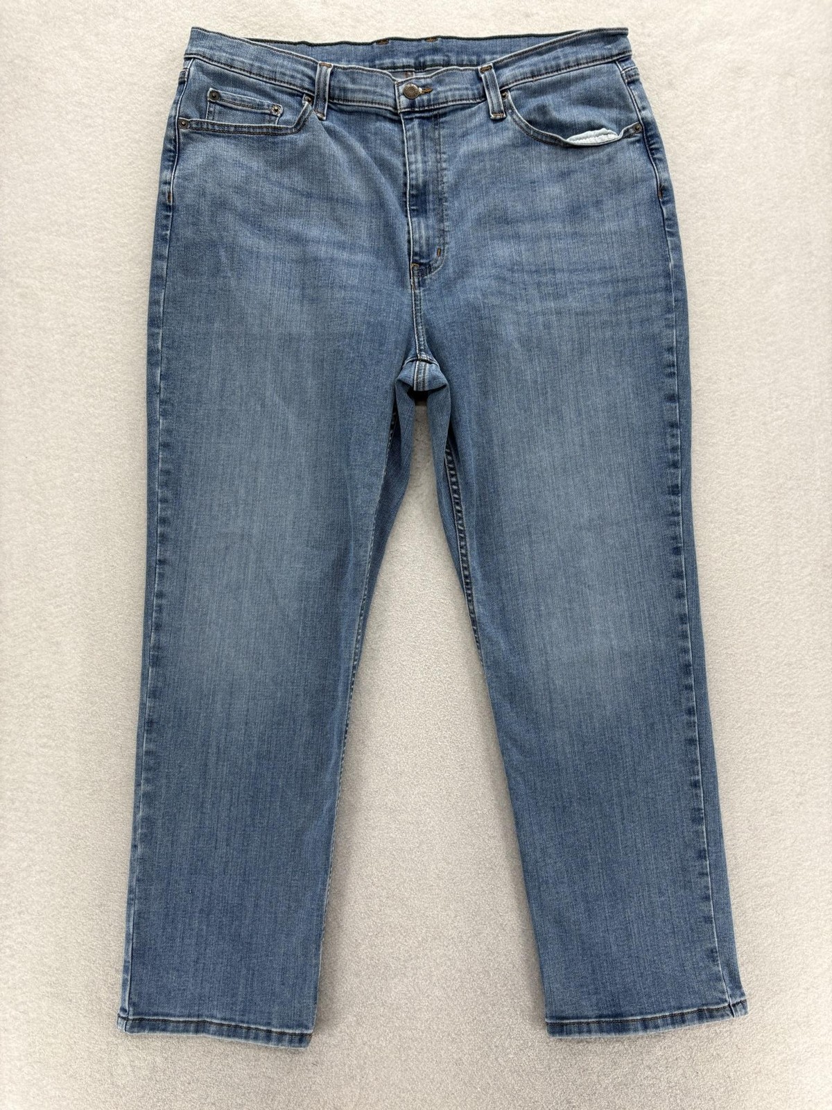 L.L. Bean BeanFlex Classic Fit Straight Leg Mens 38x28 Faded CoolMax Ultrasoft