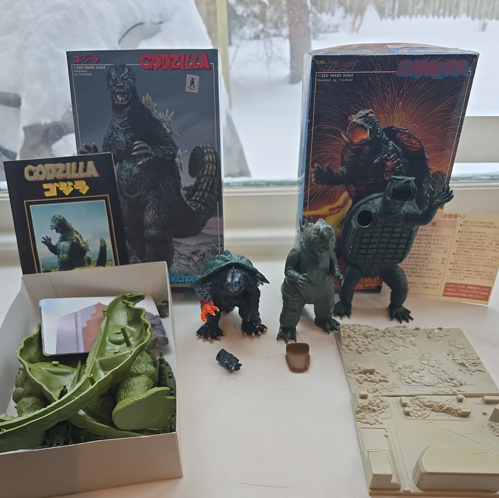 Bandai Godzilla Gamera Miscellaneous Incomplete, Parts, Boxes.  See all photos